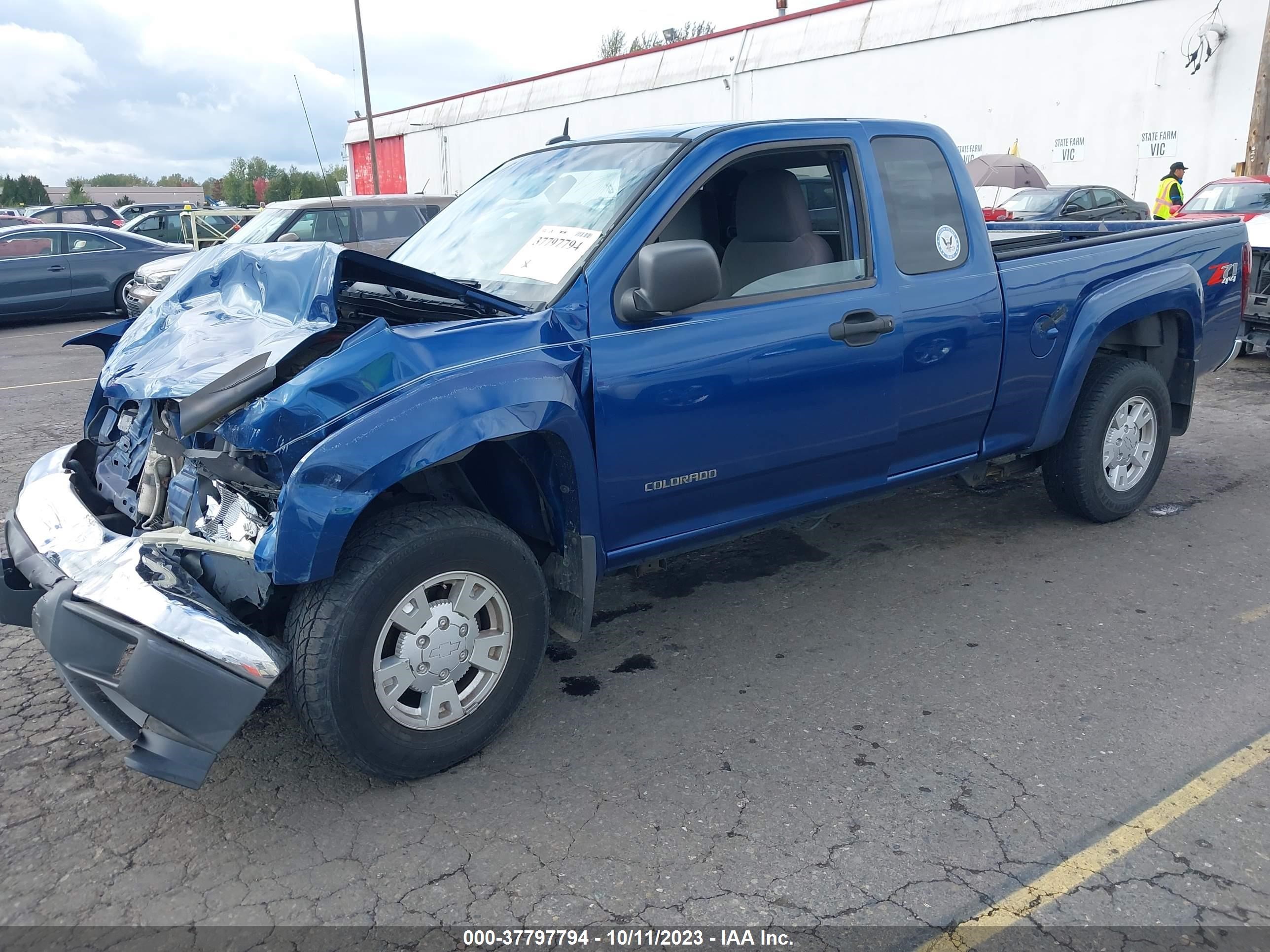 Photo 1 VIN: 1GCDT196858226978 - CHEVROLET COLORADO 