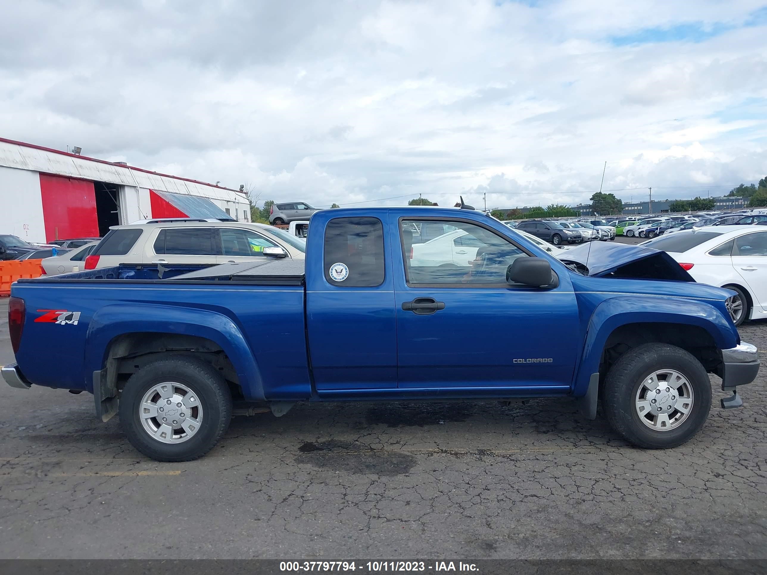 Photo 13 VIN: 1GCDT196858226978 - CHEVROLET COLORADO 