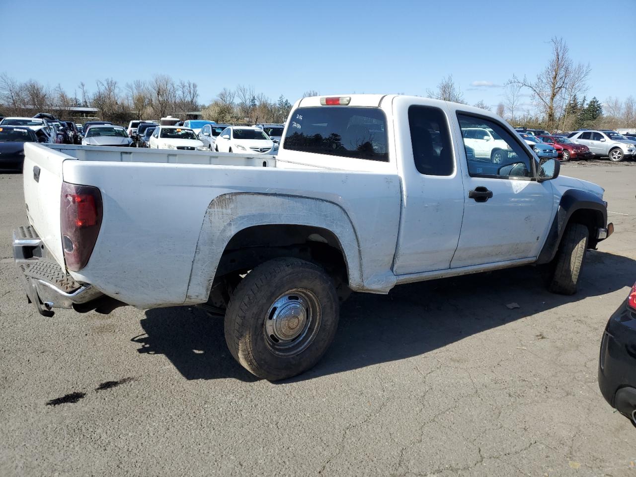 Photo 2 VIN: 1GCDT198968254601 - CHEVROLET COLORADO 