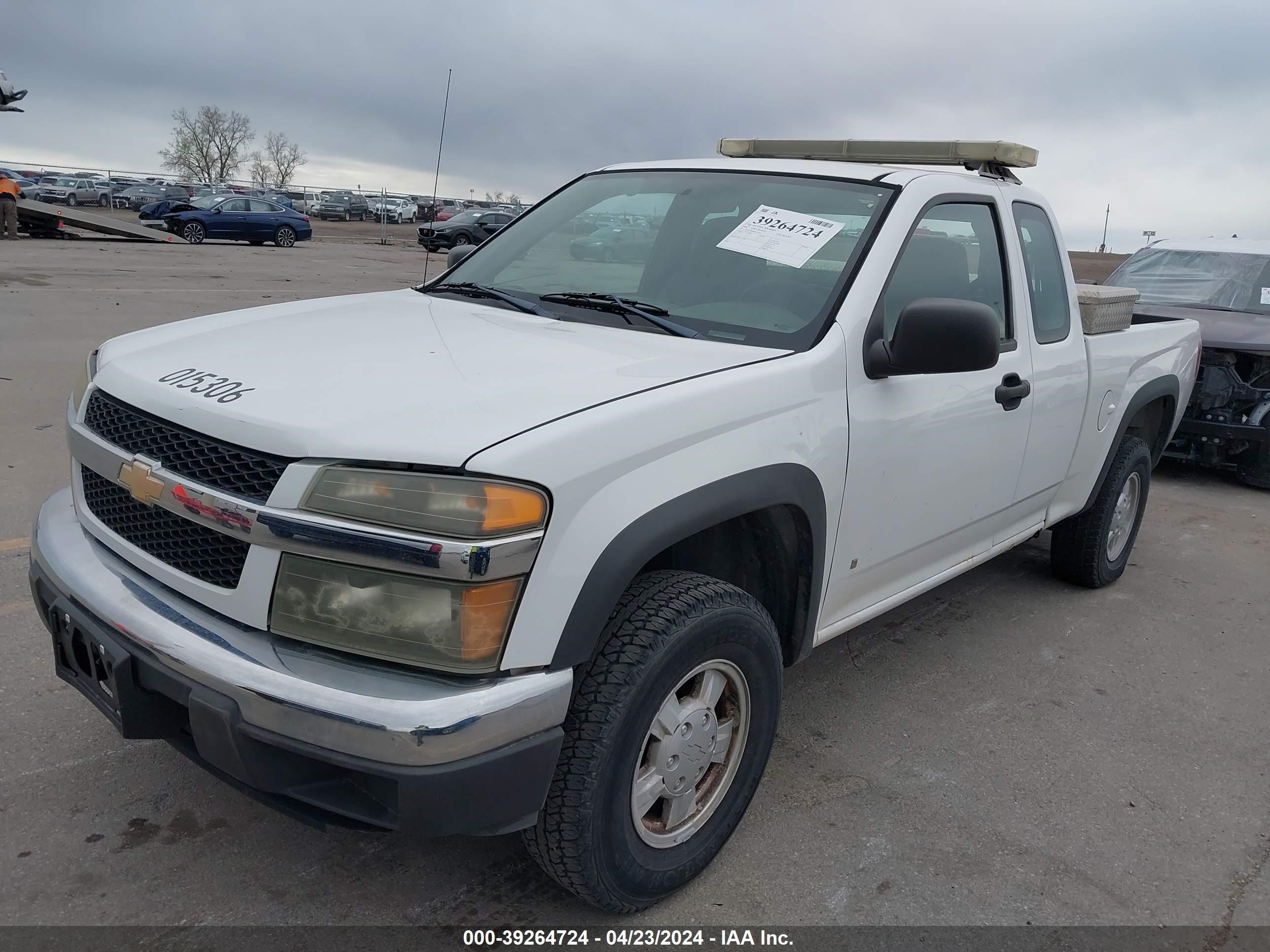 Photo 1 VIN: 1GCDT198X68297201 - CHEVROLET COLORADO 