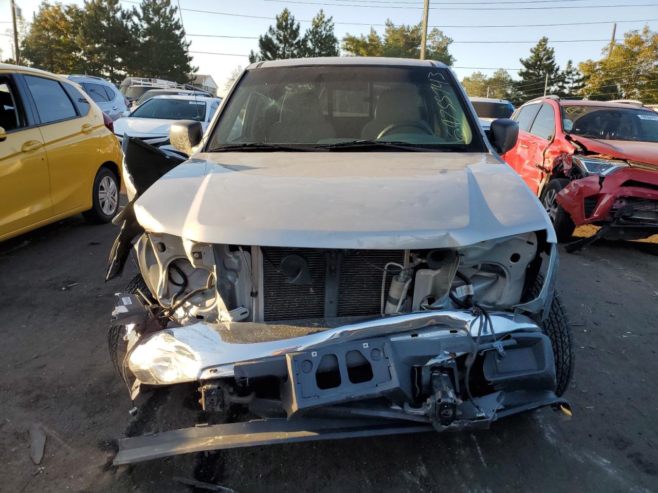 Photo 4 VIN: 1GCDT199378201743 - CHEVROLET COLORADO 