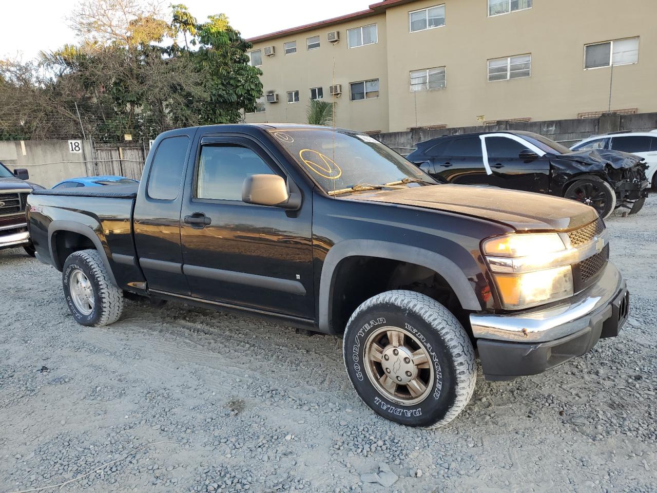 Photo 3 VIN: 1GCDT199378248660 - CHEVROLET COLORADO 