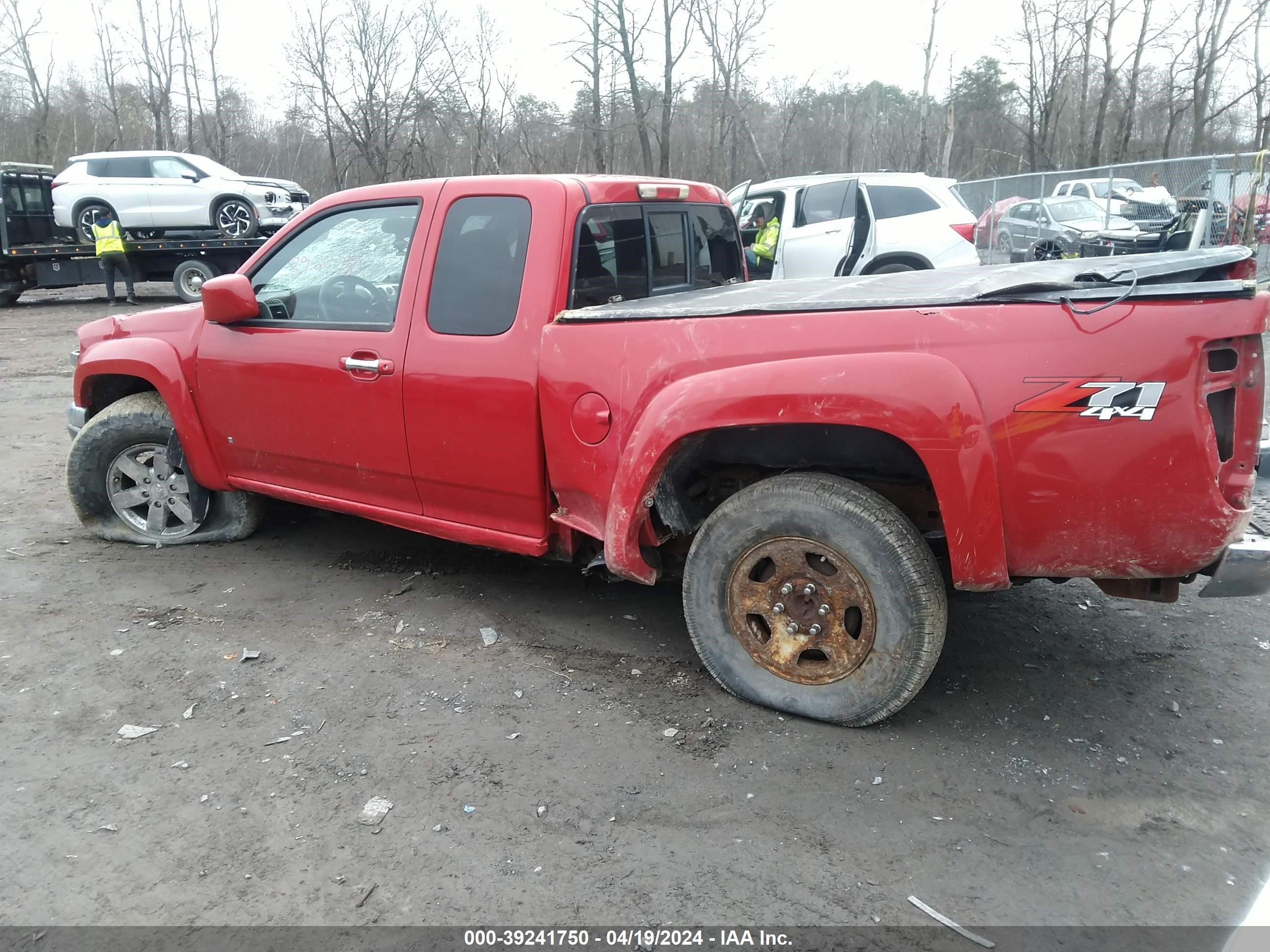 Photo 2 VIN: 1GCDT19E398138966 - CHEVROLET COLORADO 