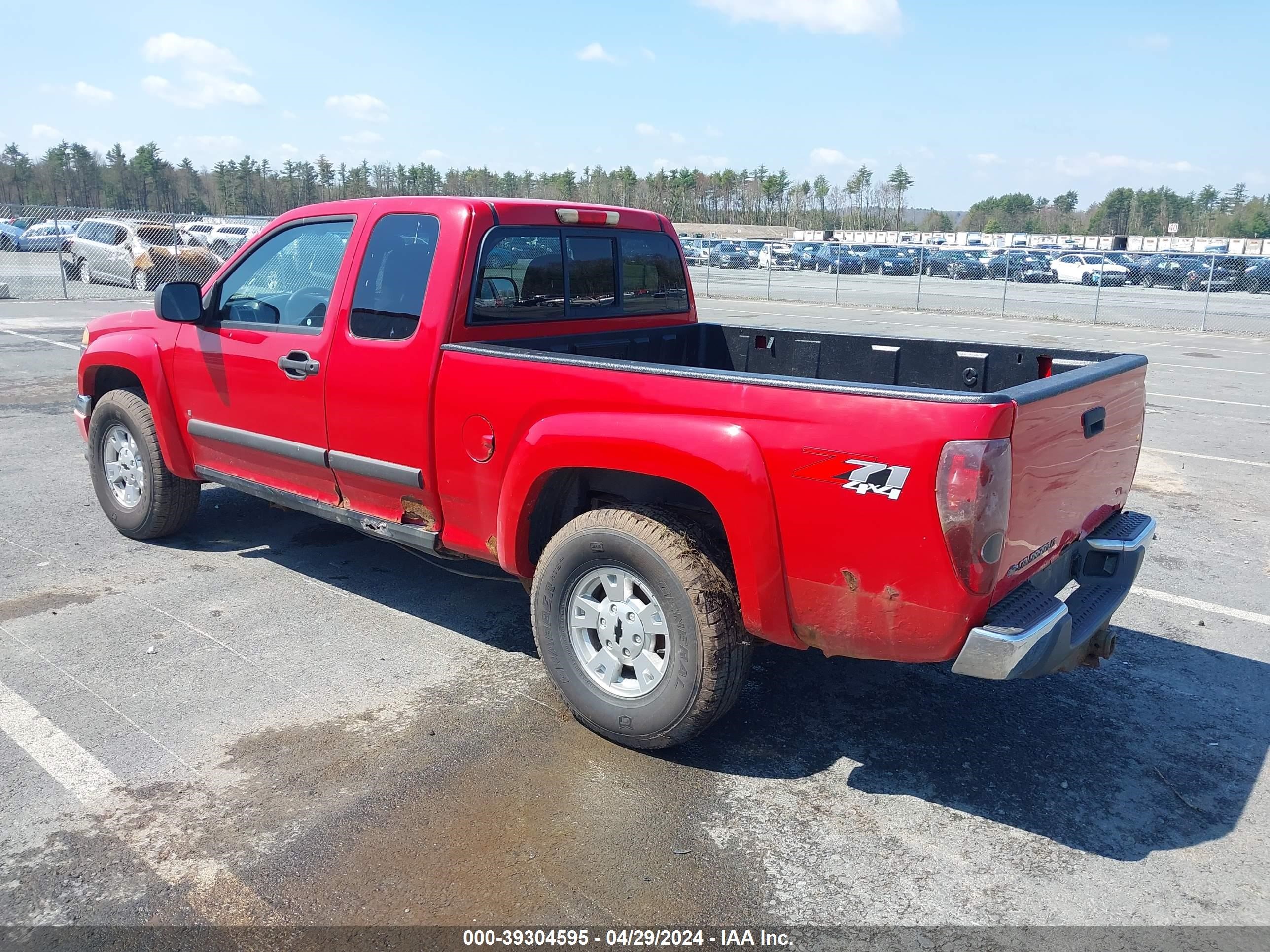 Photo 2 VIN: 1GCDT19E788104303 - CHEVROLET COLORADO 