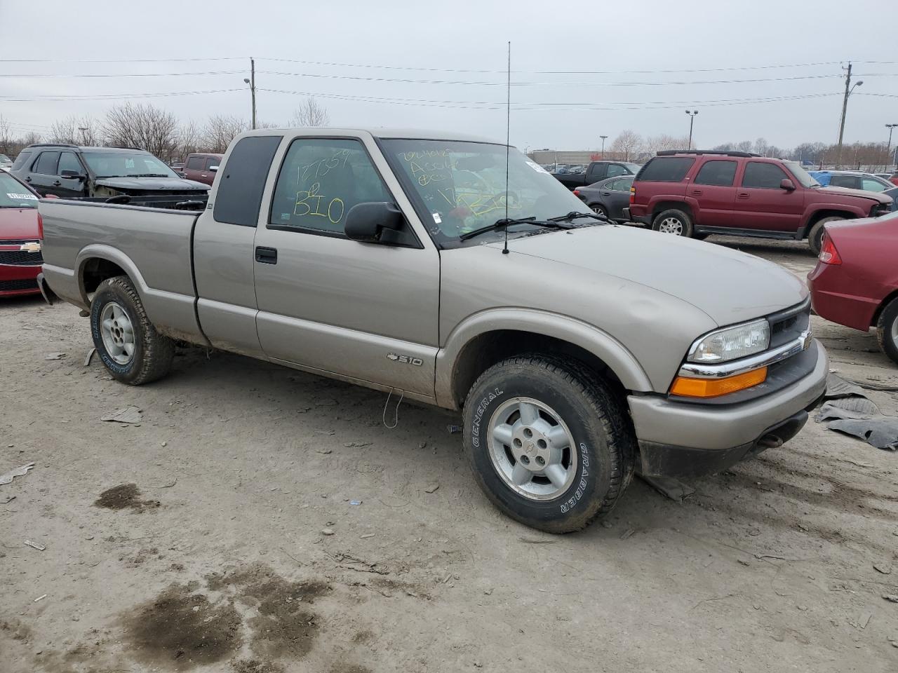 Photo 3 VIN: 1GCDT19W628127359 - CHEVROLET S-10 PICKUP 