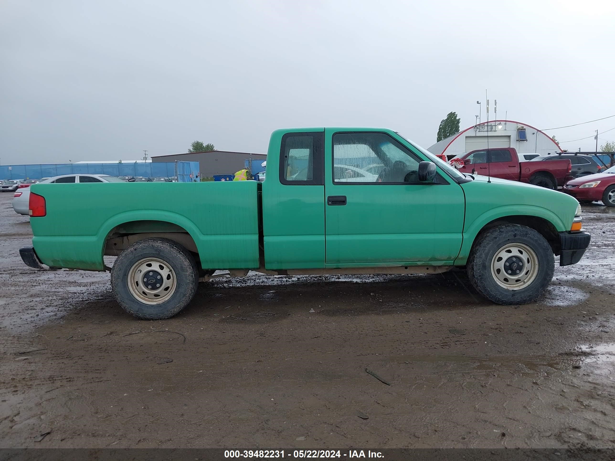 Photo 13 VIN: 1GCDT19XX38238393 - CHEVROLET S-10 PICKUP 