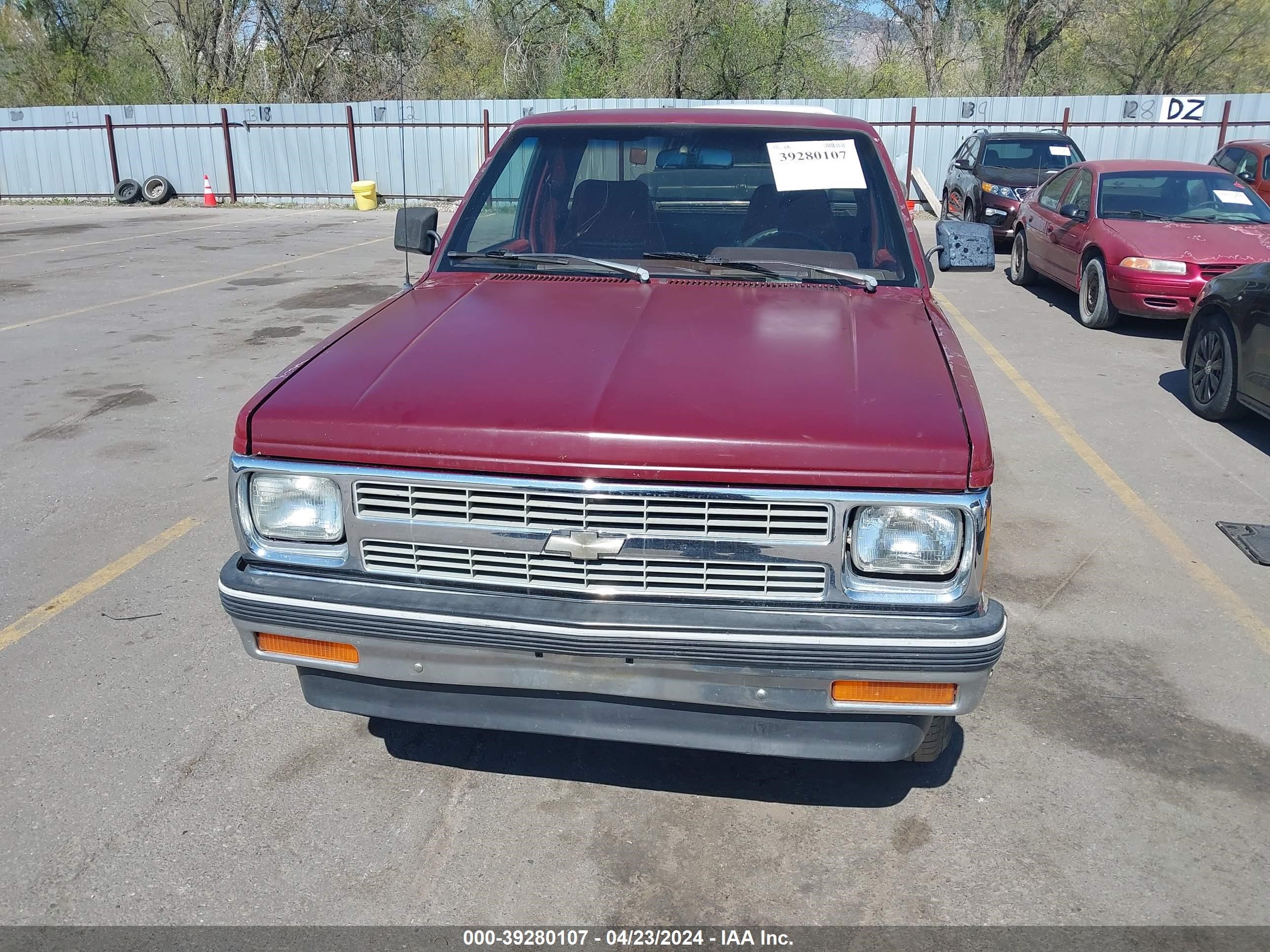 Photo 5 VIN: 1GCDT19Z3M0188230 - CHEVROLET S-10 PICKUP 