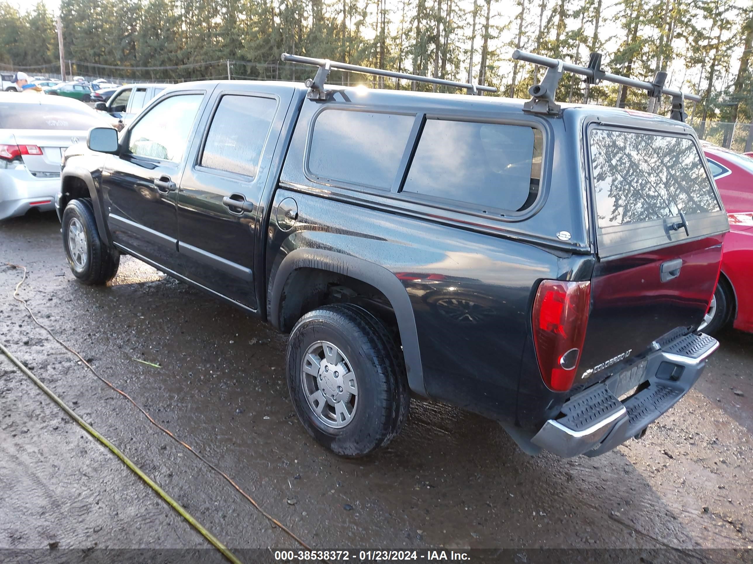 Photo 2 VIN: 1GCDT33E088216431 - CHEVROLET COLORADO 