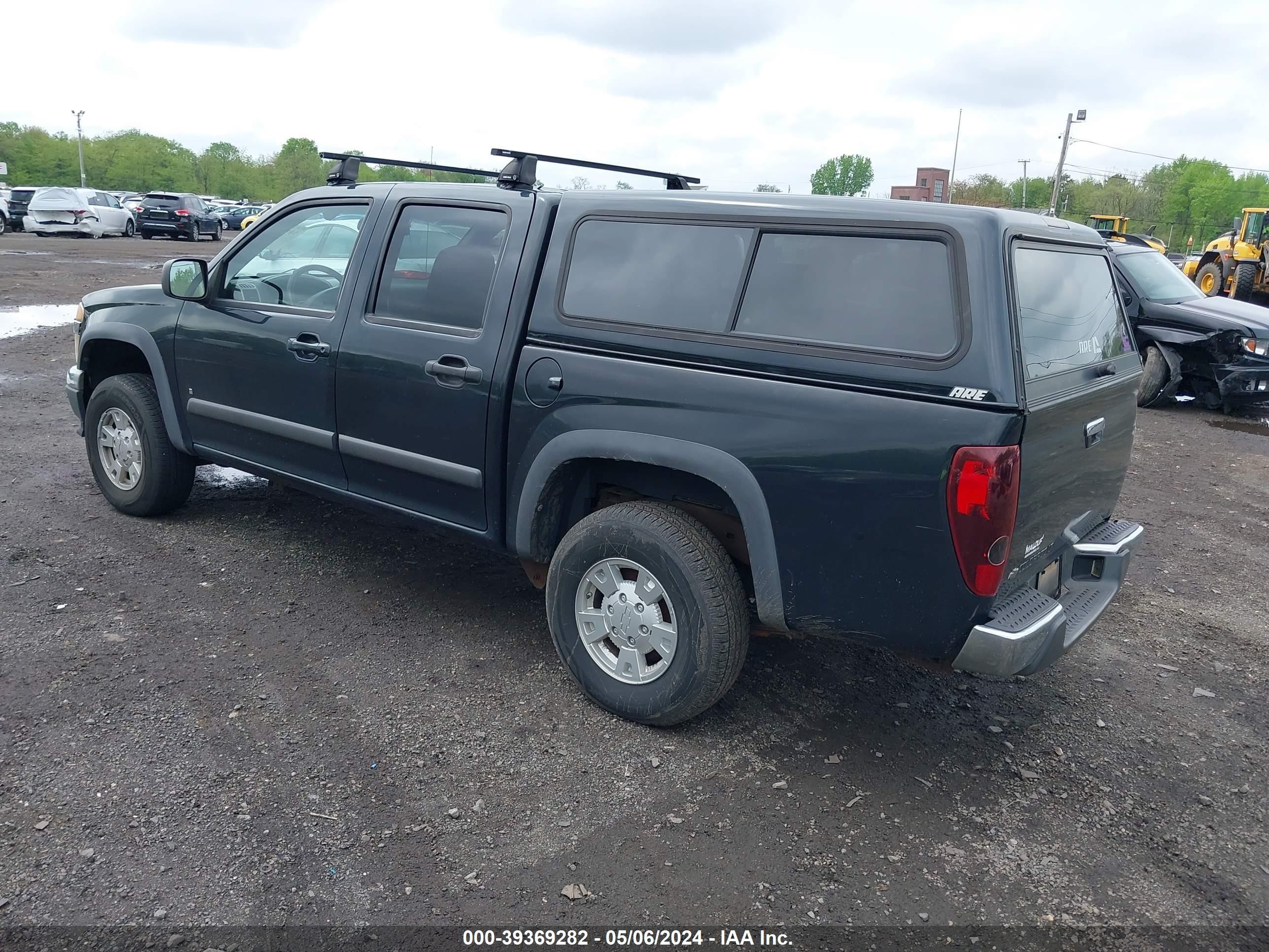 Photo 2 VIN: 1GCDT33E488220451 - CHEVROLET COLORADO 