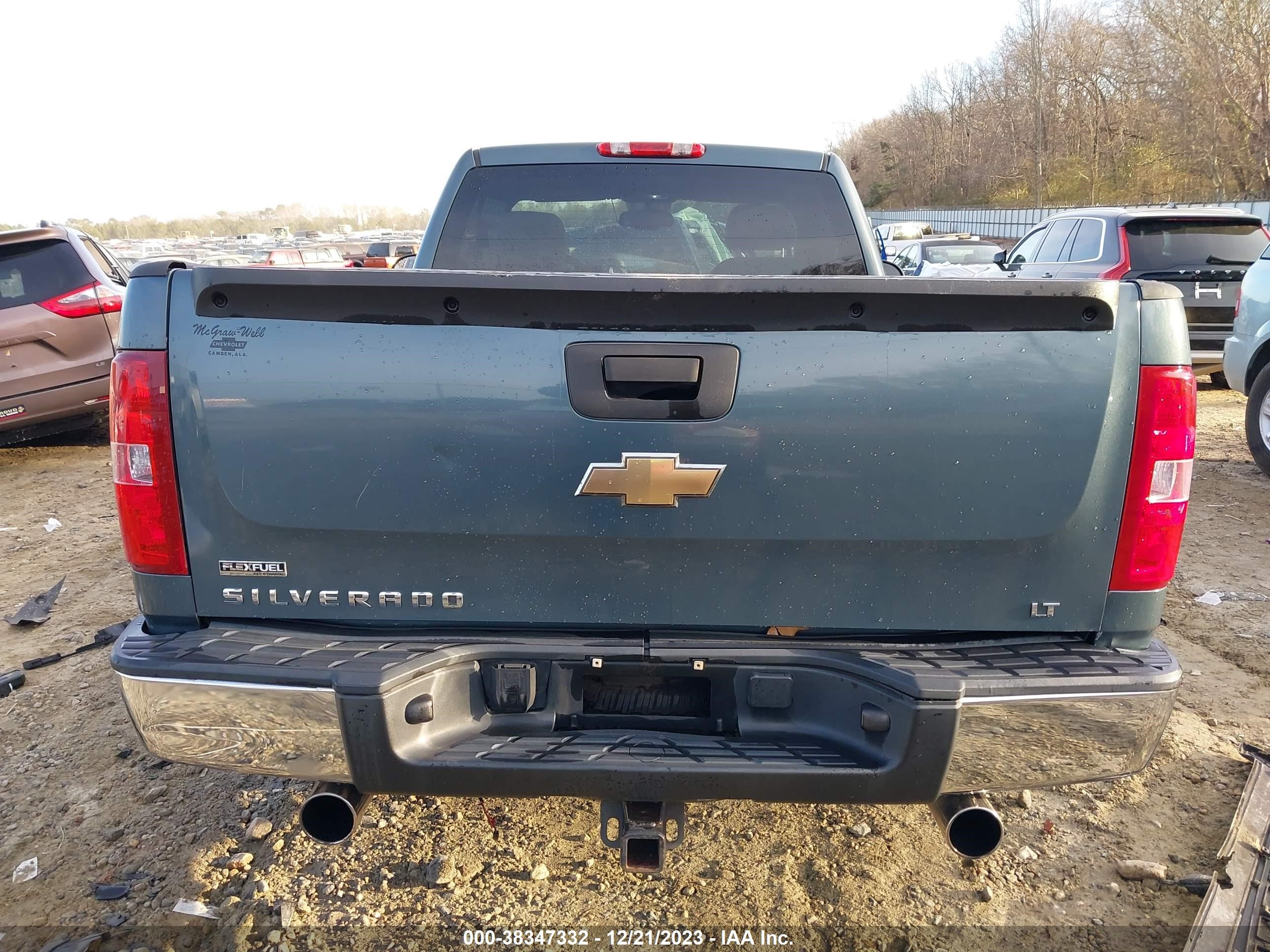 Photo 15 VIN: 1GCEC14017Z518329 - CHEVROLET SILVERADO 