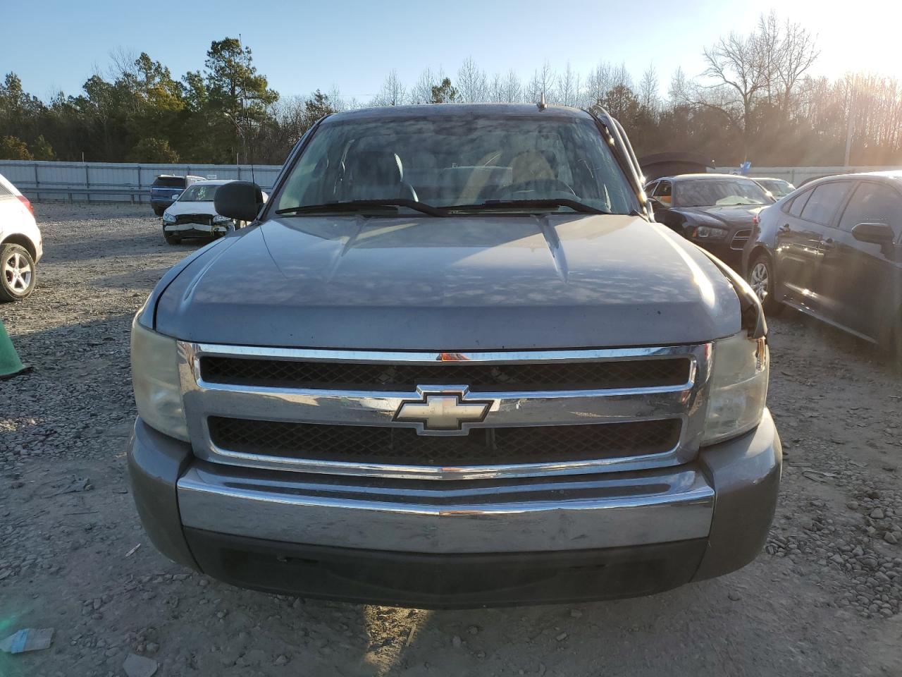 Photo 4 VIN: 1GCEC14C07Z517621 - CHEVROLET SILVERADO 