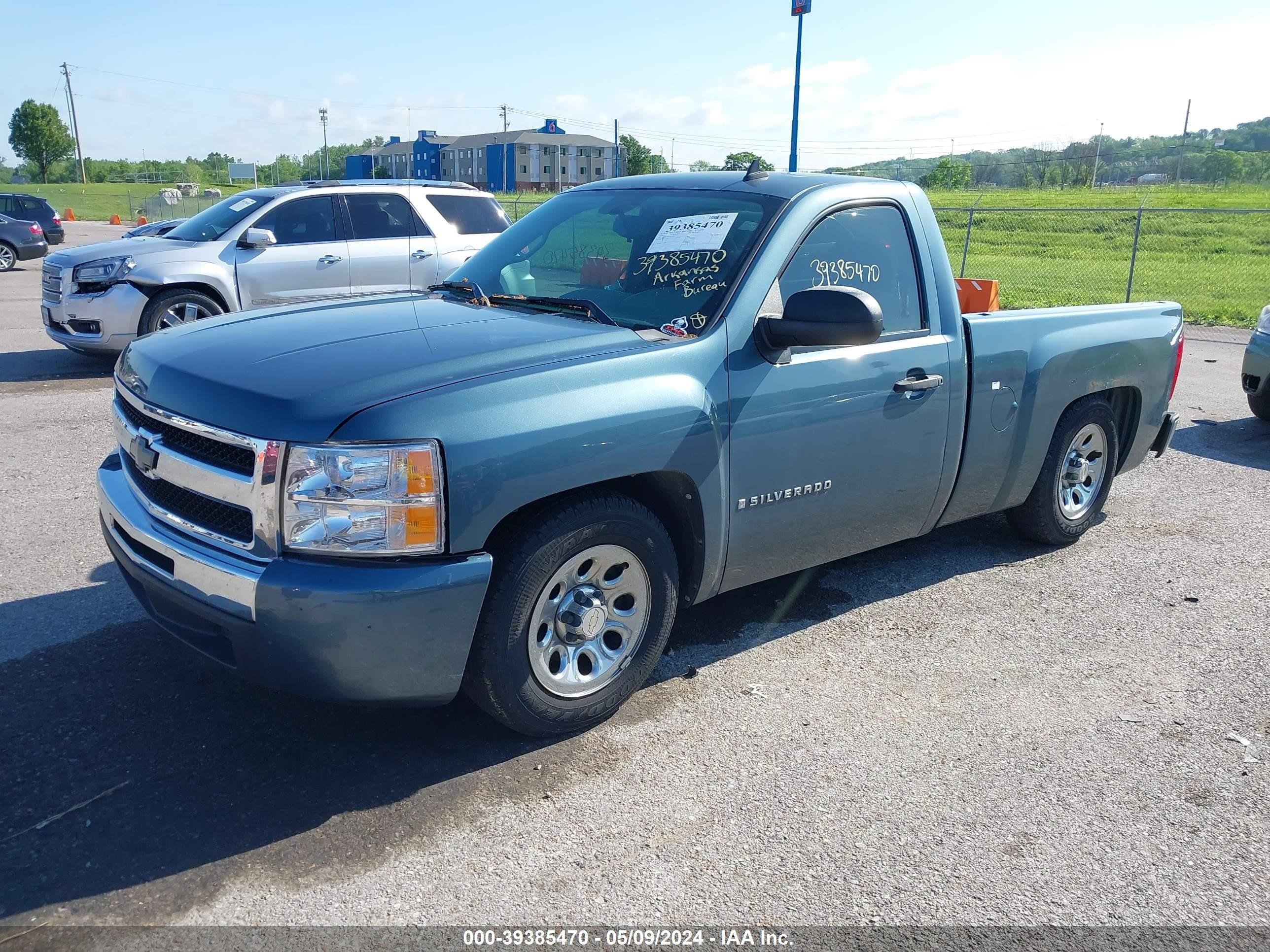 Photo 1 VIN: 1GCEC14C19Z185711 - CHEVROLET SILVERADO 