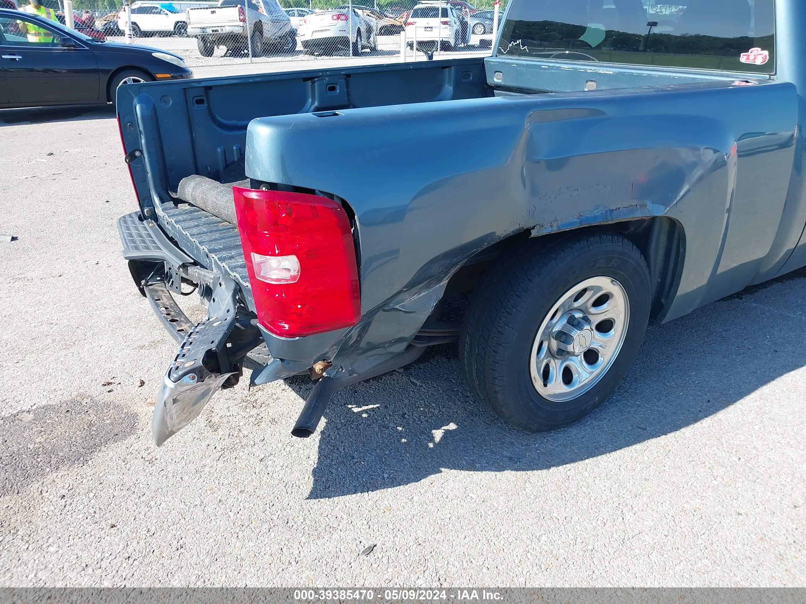 Photo 5 VIN: 1GCEC14C19Z185711 - CHEVROLET SILVERADO 