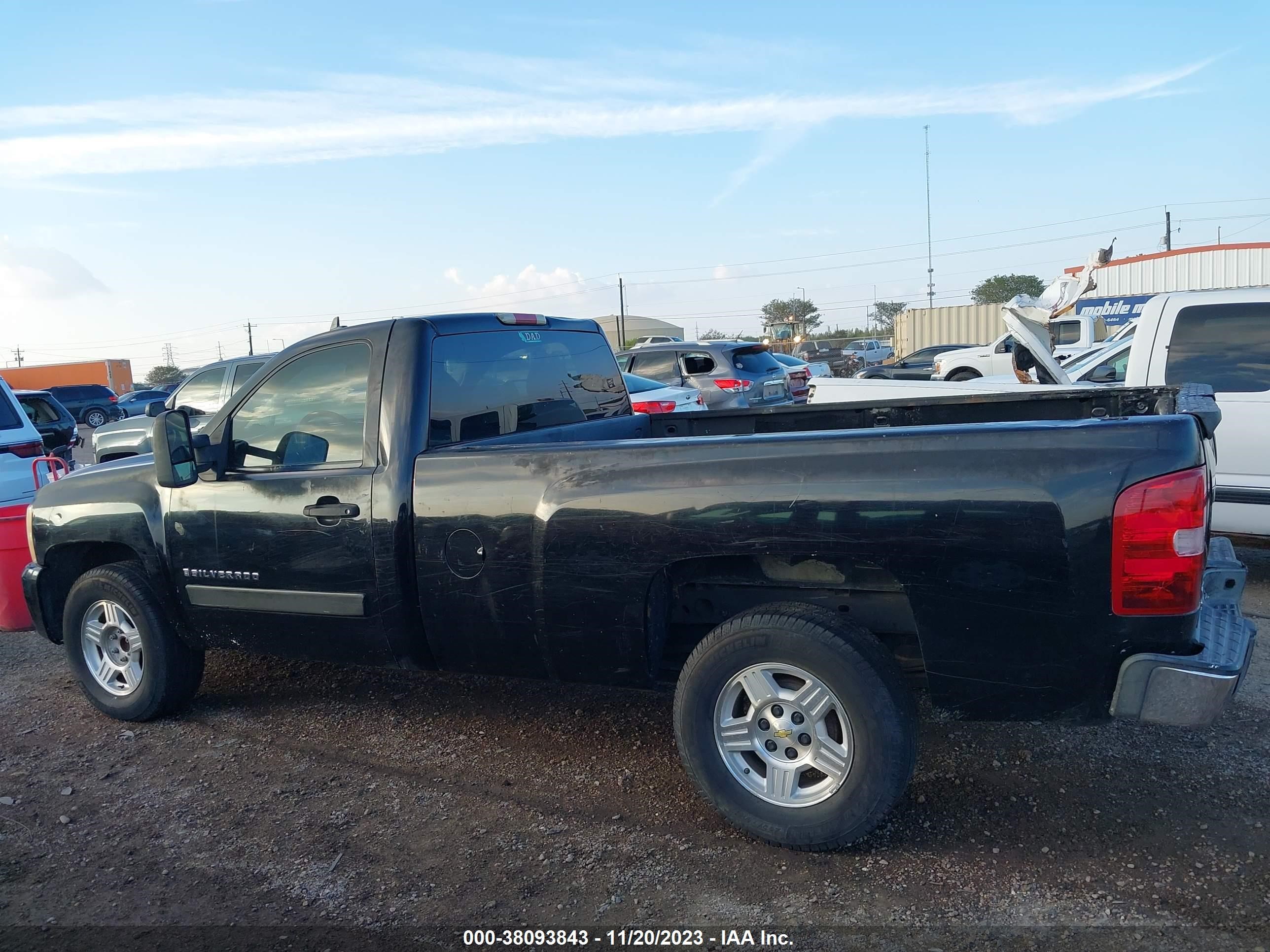 Photo 13 VIN: 1GCEC14C28E156482 - CHEVROLET SILVERADO 