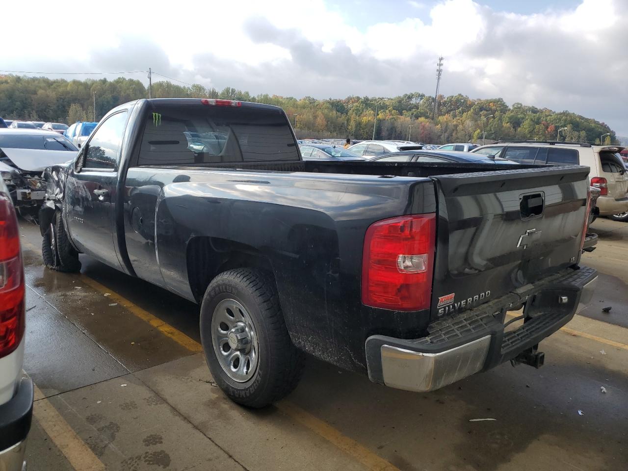 Photo 1 VIN: 1GCEC14C57Z532275 - CHEVROLET SILVERADO 