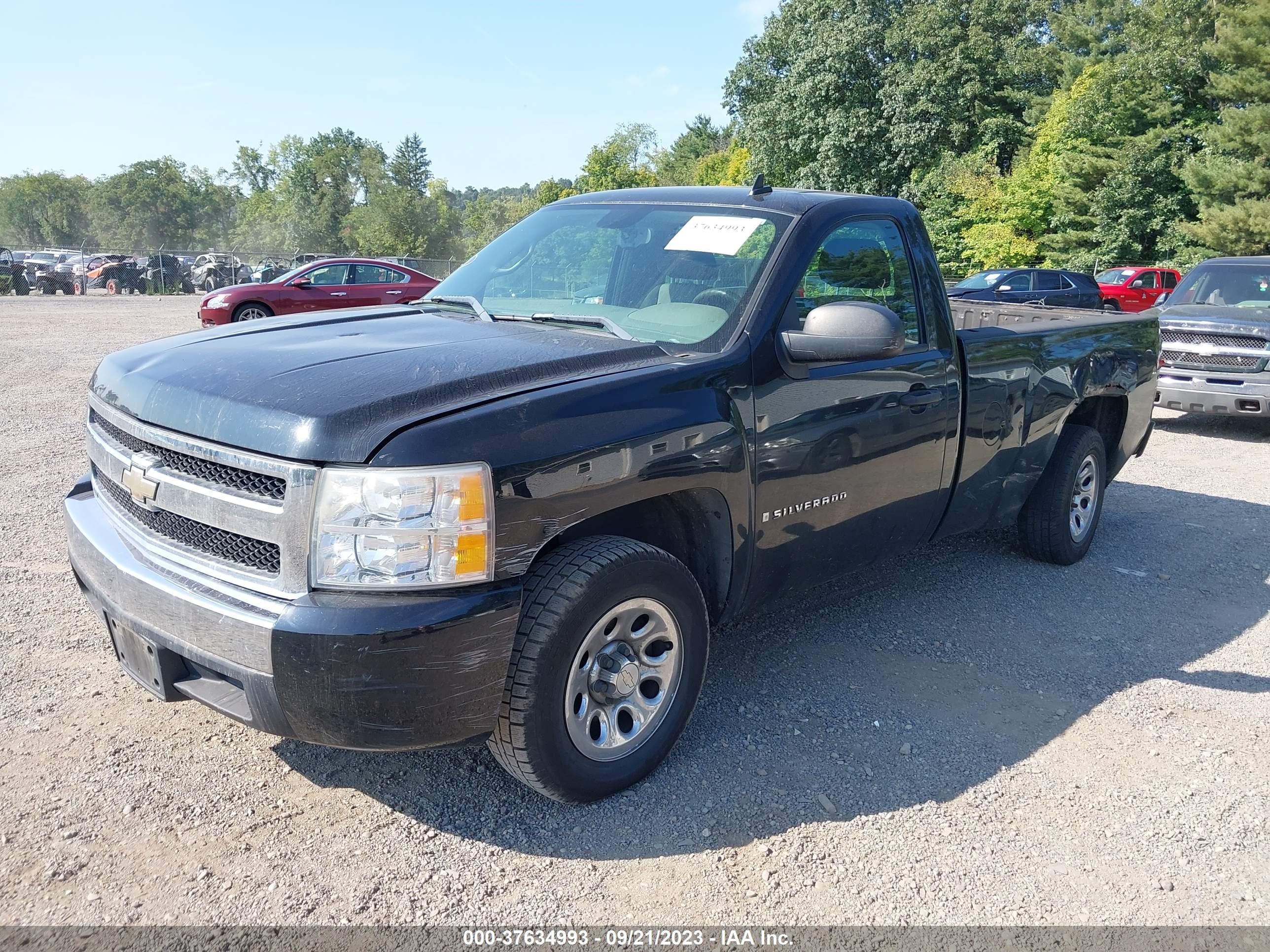 Photo 1 VIN: 1GCEC14C67E535127 - CHEVROLET SILVERADO 