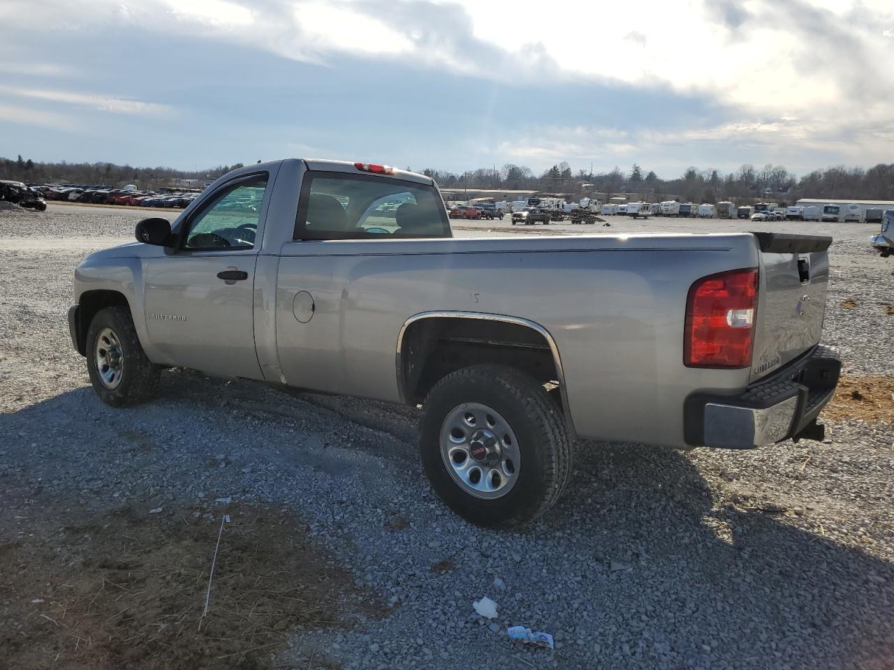 Photo 1 VIN: 1GCEC14C68E103493 - CHEVROLET SILVERADO 