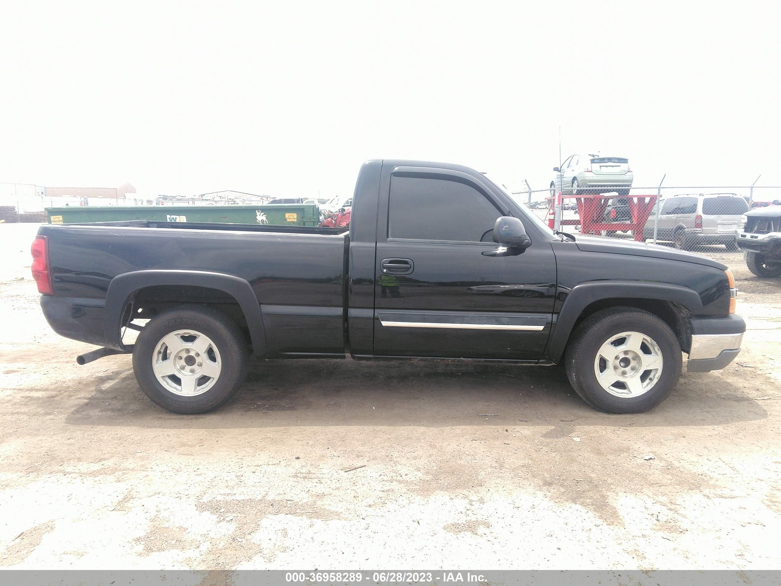 Photo 13 VIN: 1GCEC14T13Z338689 - CHEVROLET SILVERADO 