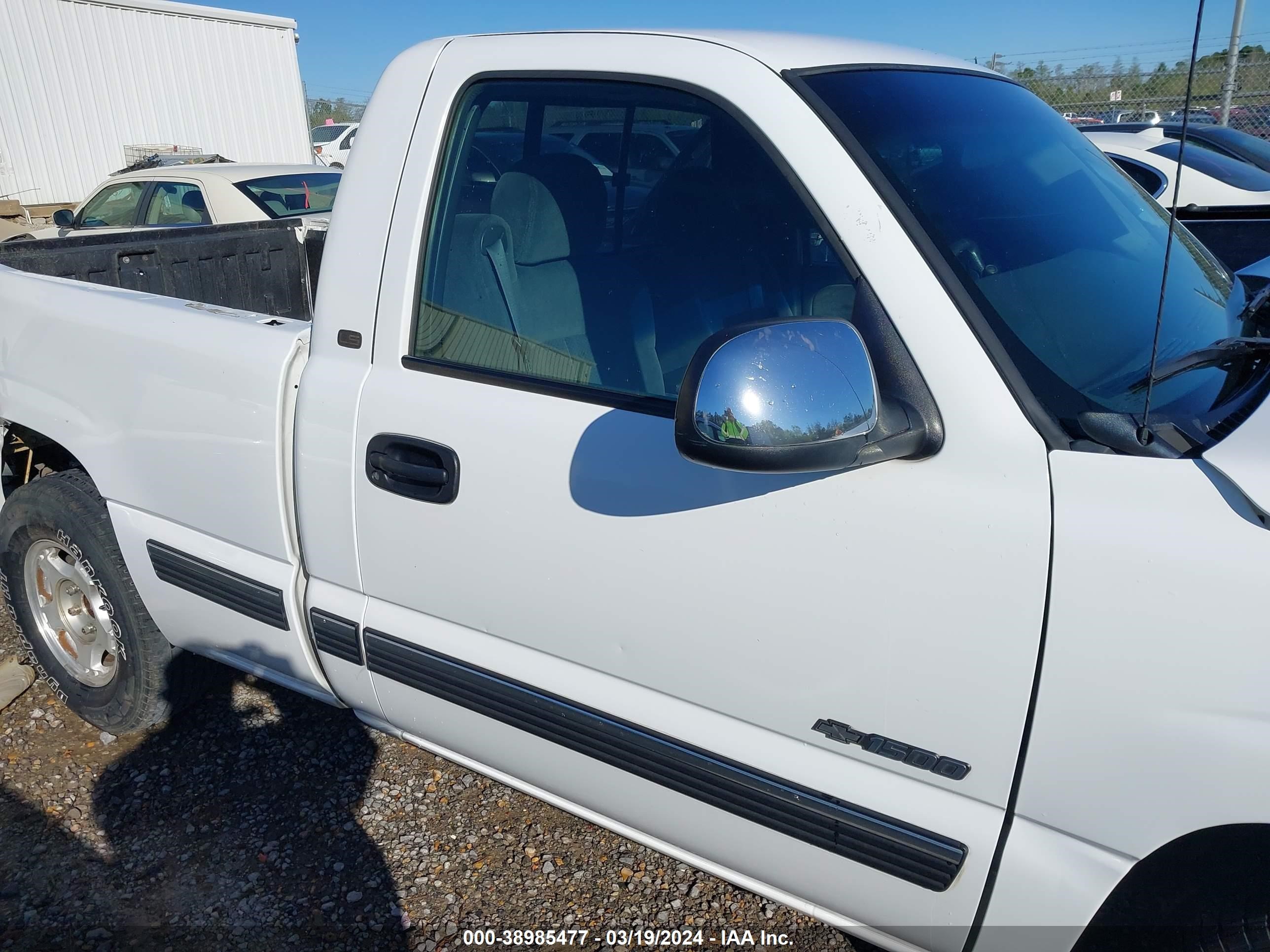 Photo 13 VIN: 1GCEC14T2YZ216513 - CHEVROLET SILVERADO 