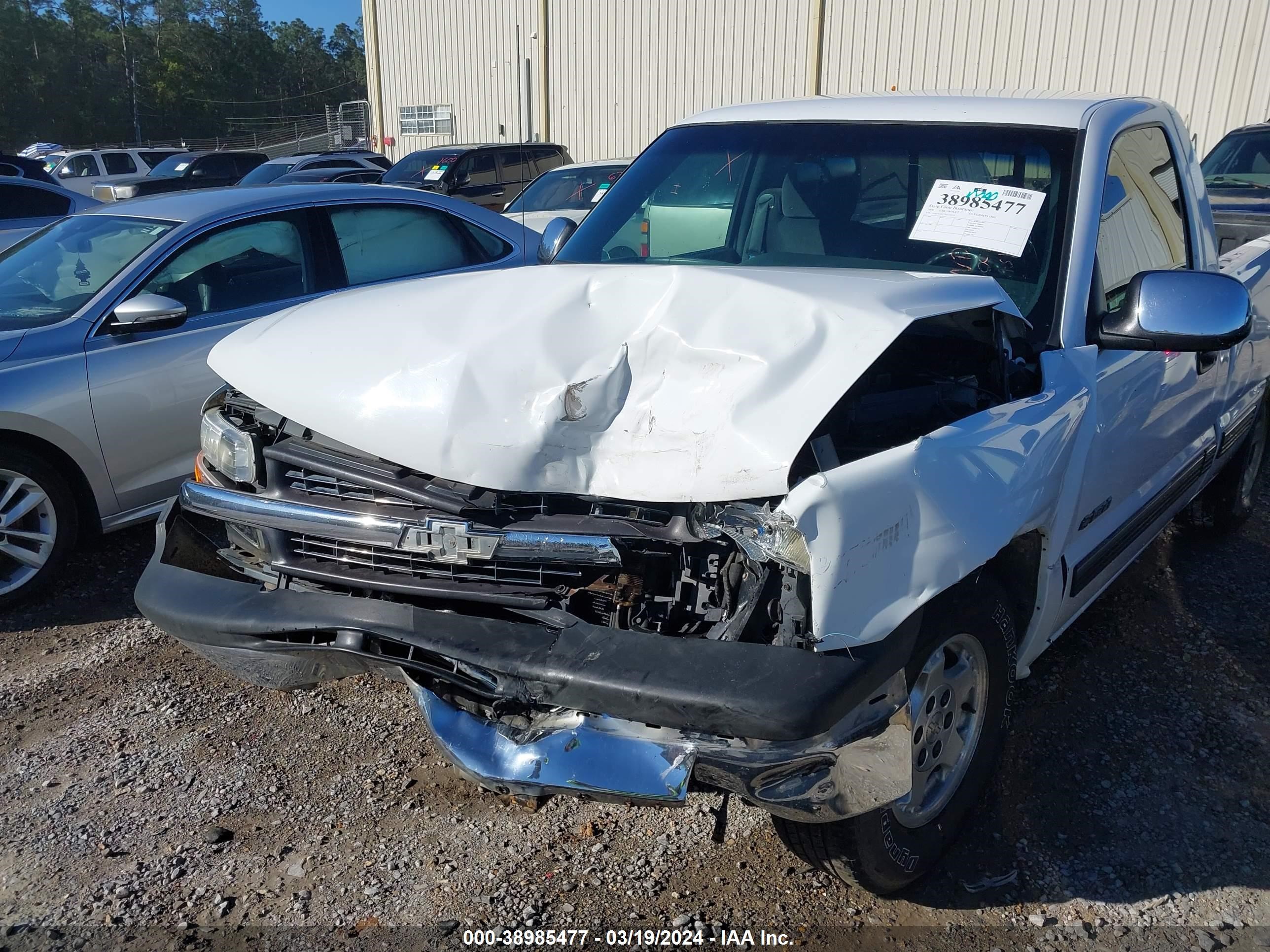 Photo 5 VIN: 1GCEC14T2YZ216513 - CHEVROLET SILVERADO 