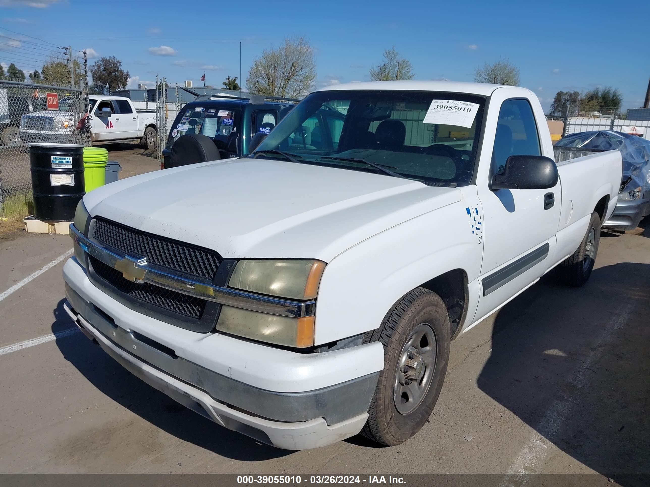 Photo 1 VIN: 1GCEC14T54Z296576 - CHEVROLET SILVERADO 