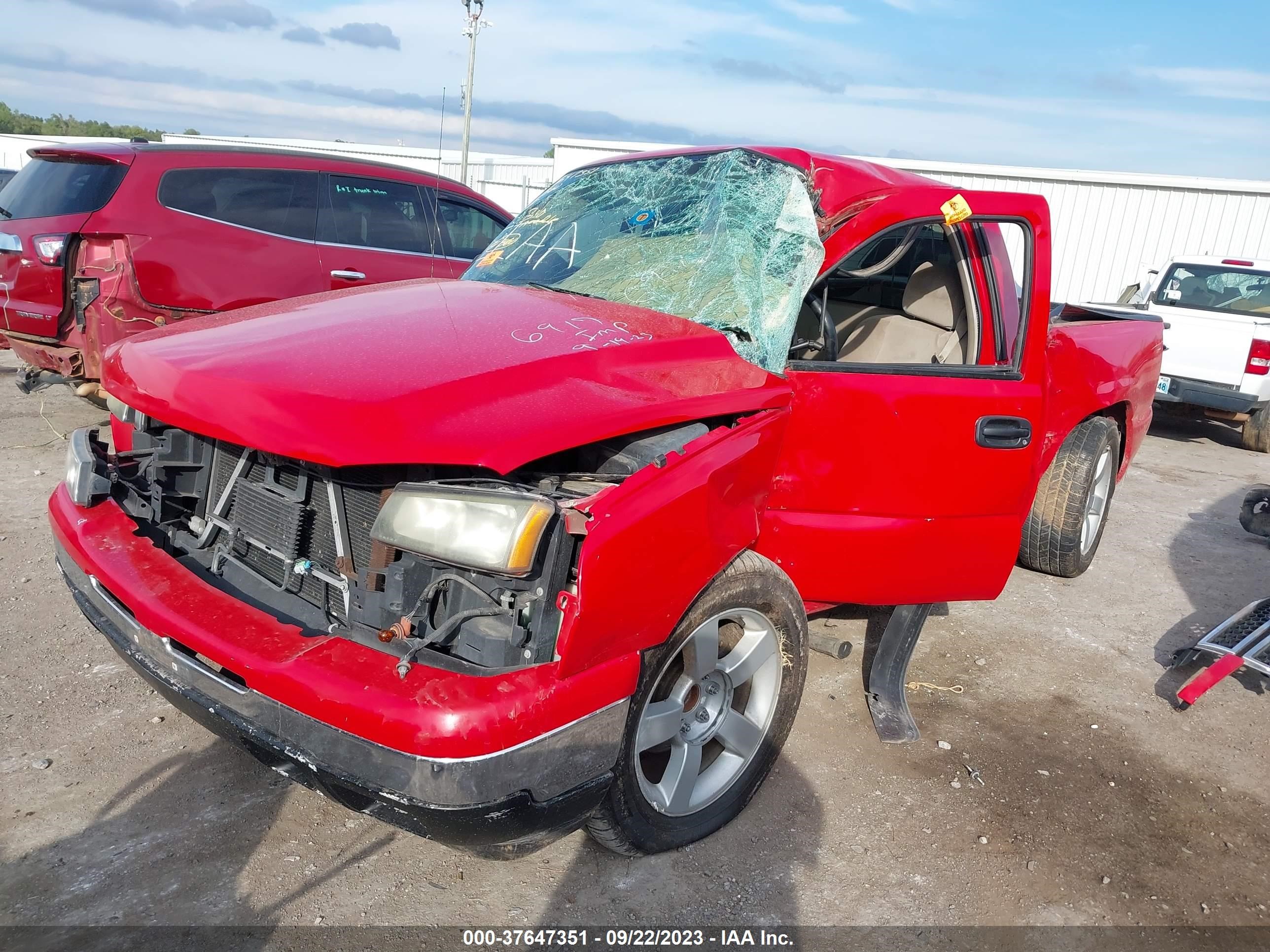 Photo 1 VIN: 1GCEC14T66Z106917 - CHEVROLET SILVERADO 