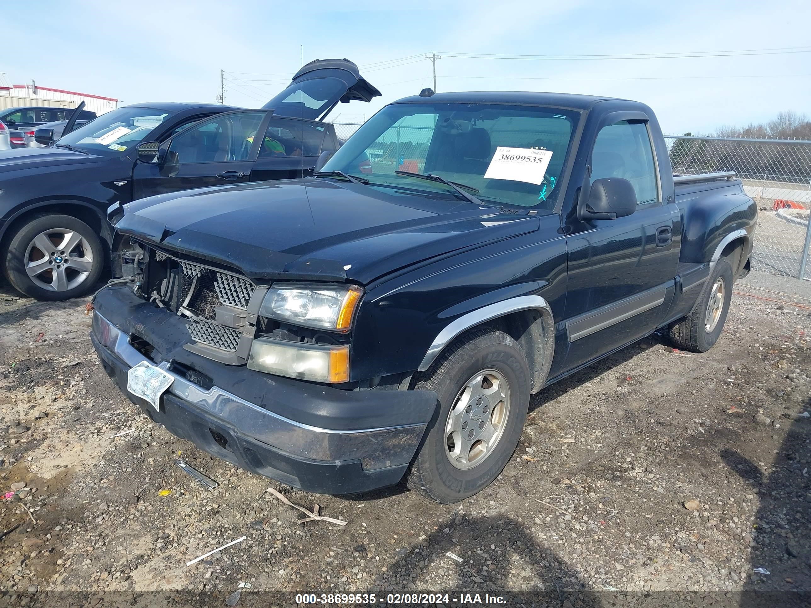 Photo 1 VIN: 1GCEC14T74Z157467 - CHEVROLET SILVERADO 