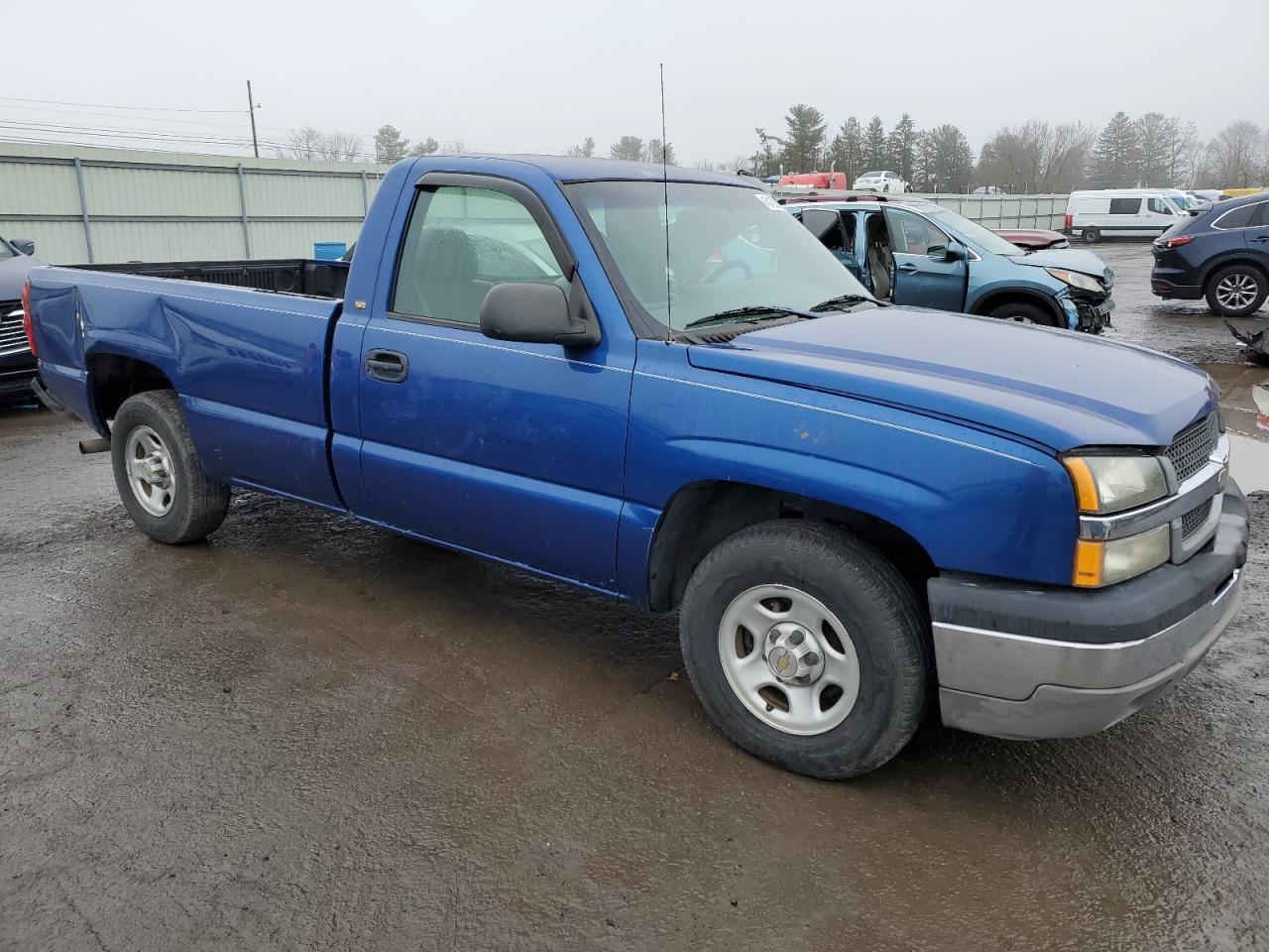 Photo 3 VIN: 1GCEC14V23E380071 - CHEVROLET SILVERADO 