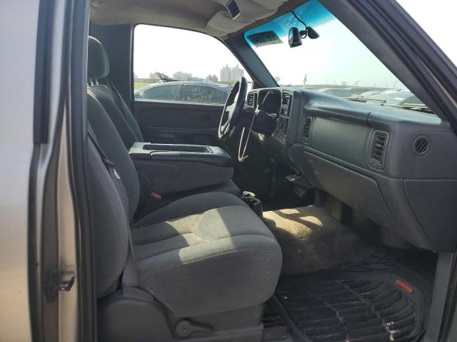 Photo 9 VIN: 1GCEC14V33Z111053 - CHEVROLET SILVERADO 