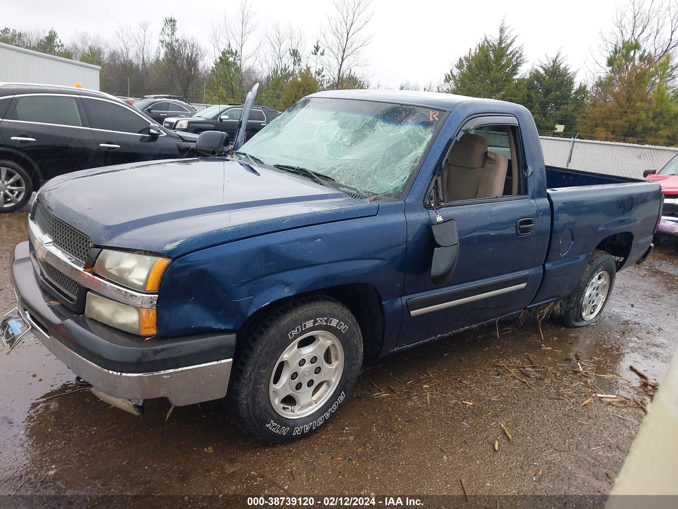 Photo 1 VIN: 1GCEC14V33Z293904 - CHEVROLET SILVERADO 