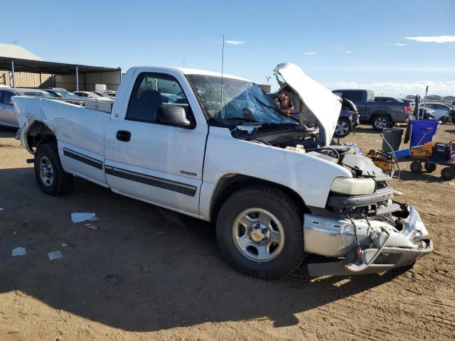 Photo 3 VIN: 1GCEC14V5YE302830 - CHEVROLET SILVERADO 