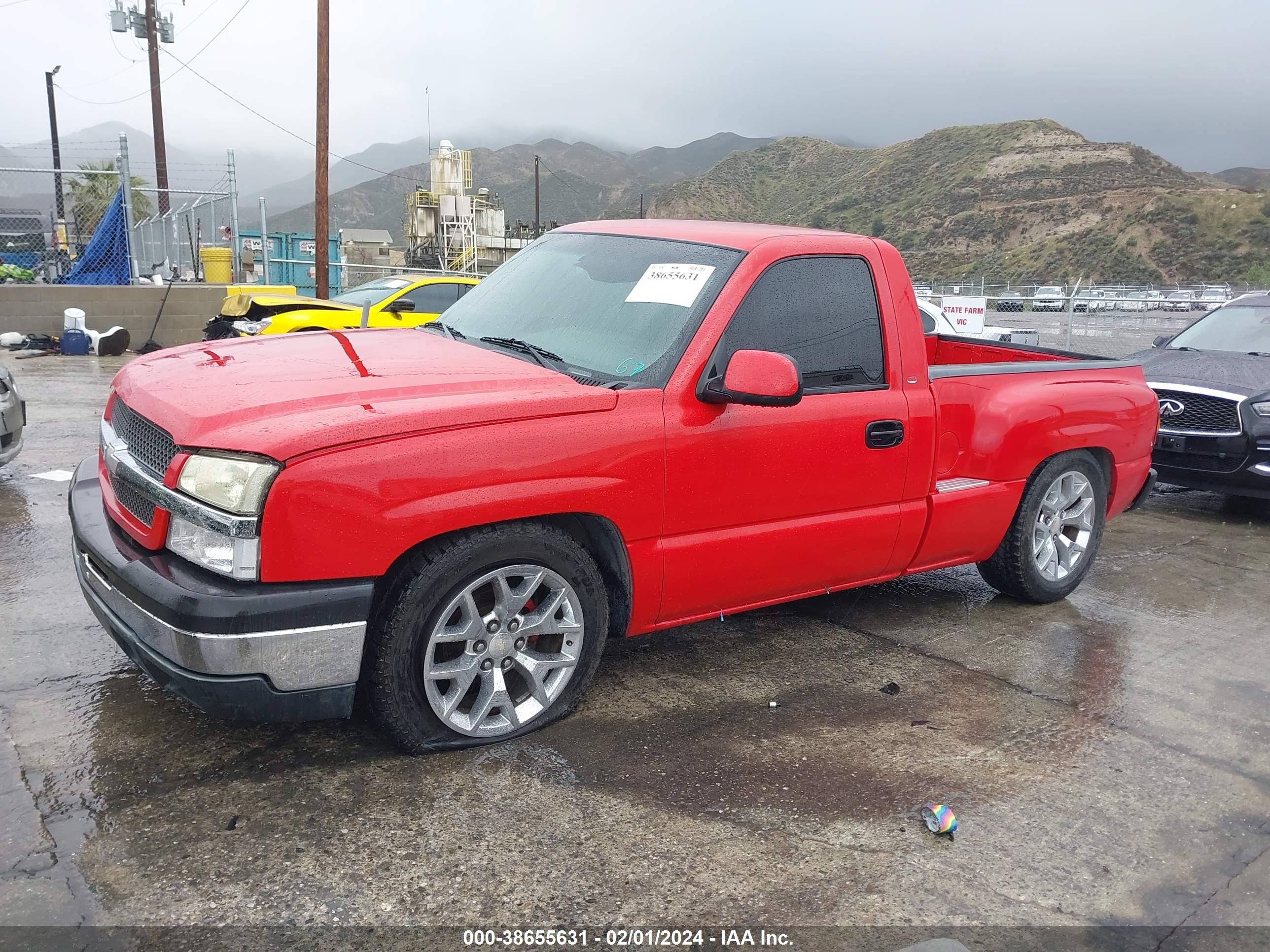 Photo 1 VIN: 1GCEC14V74Z111462 - CHEVROLET SILVERADO 