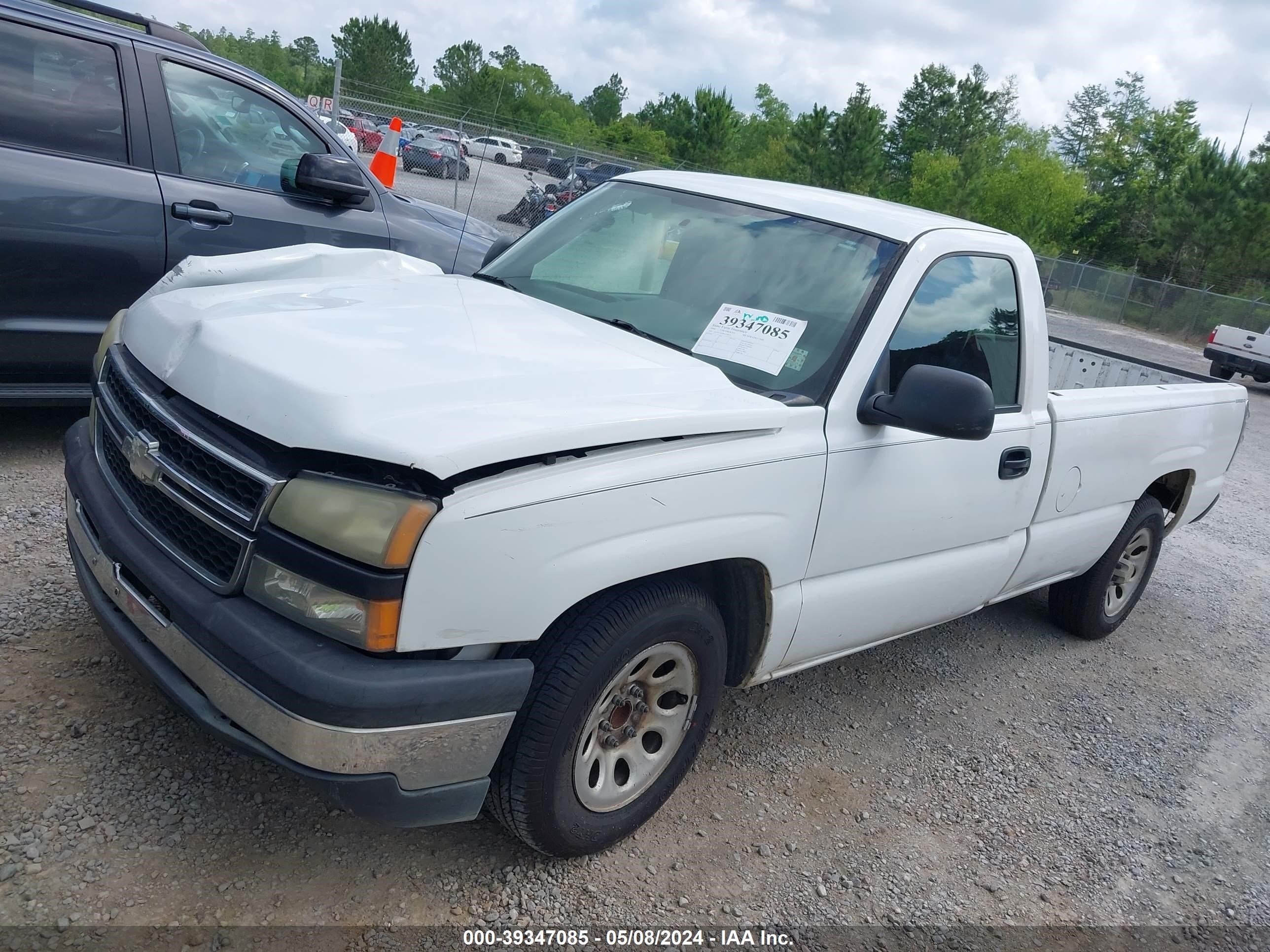 Photo 1 VIN: 1GCEC14V86E149633 - CHEVROLET SILVERADO 