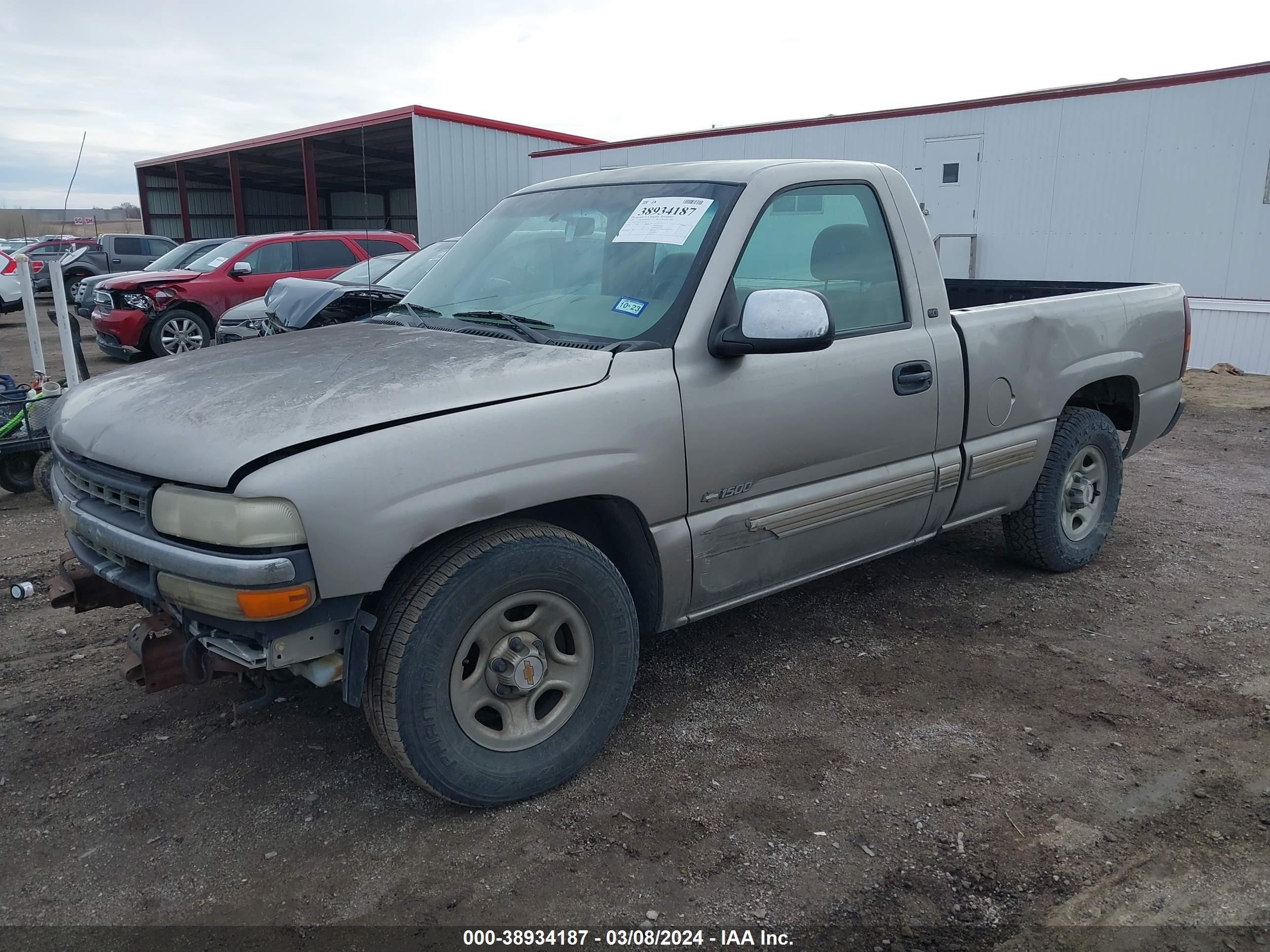 Photo 1 VIN: 1GCEC14VX1Z247595 - CHEVROLET SILVERADO 