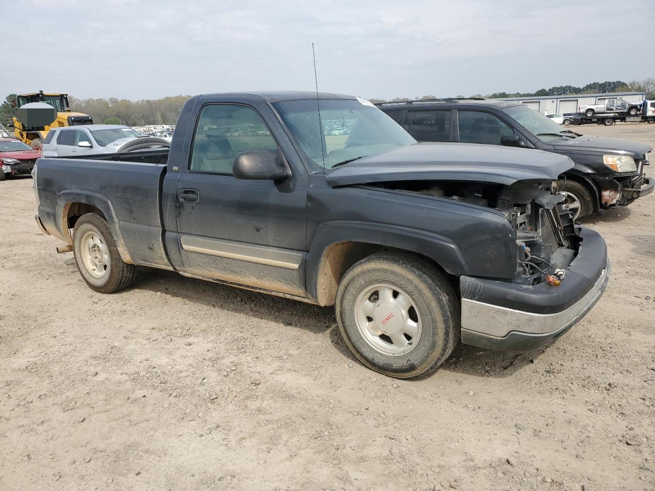 Photo 3 VIN: 1GCEC14VX3Z277991 - CHEVROLET SILVERADO 