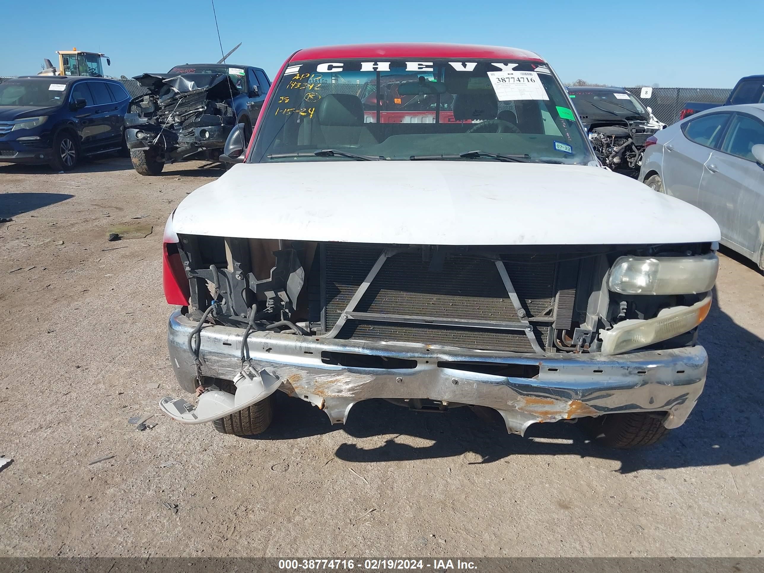 Photo 5 VIN: 1GCEC14W02Z337168 - CHEVROLET SILVERADO 