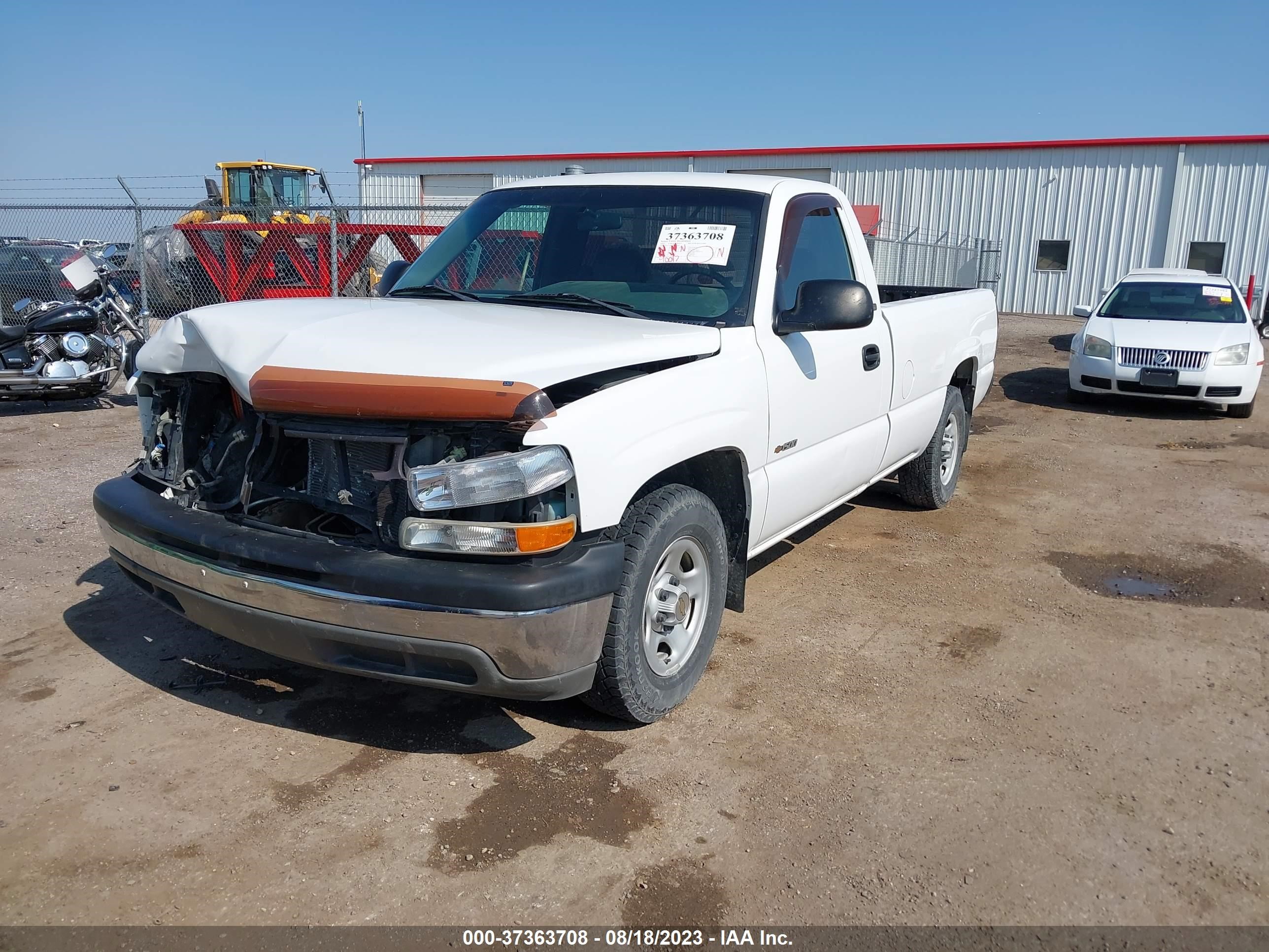 Photo 1 VIN: 1GCEC14W12Z164809 - CHEVROLET SILVERADO 