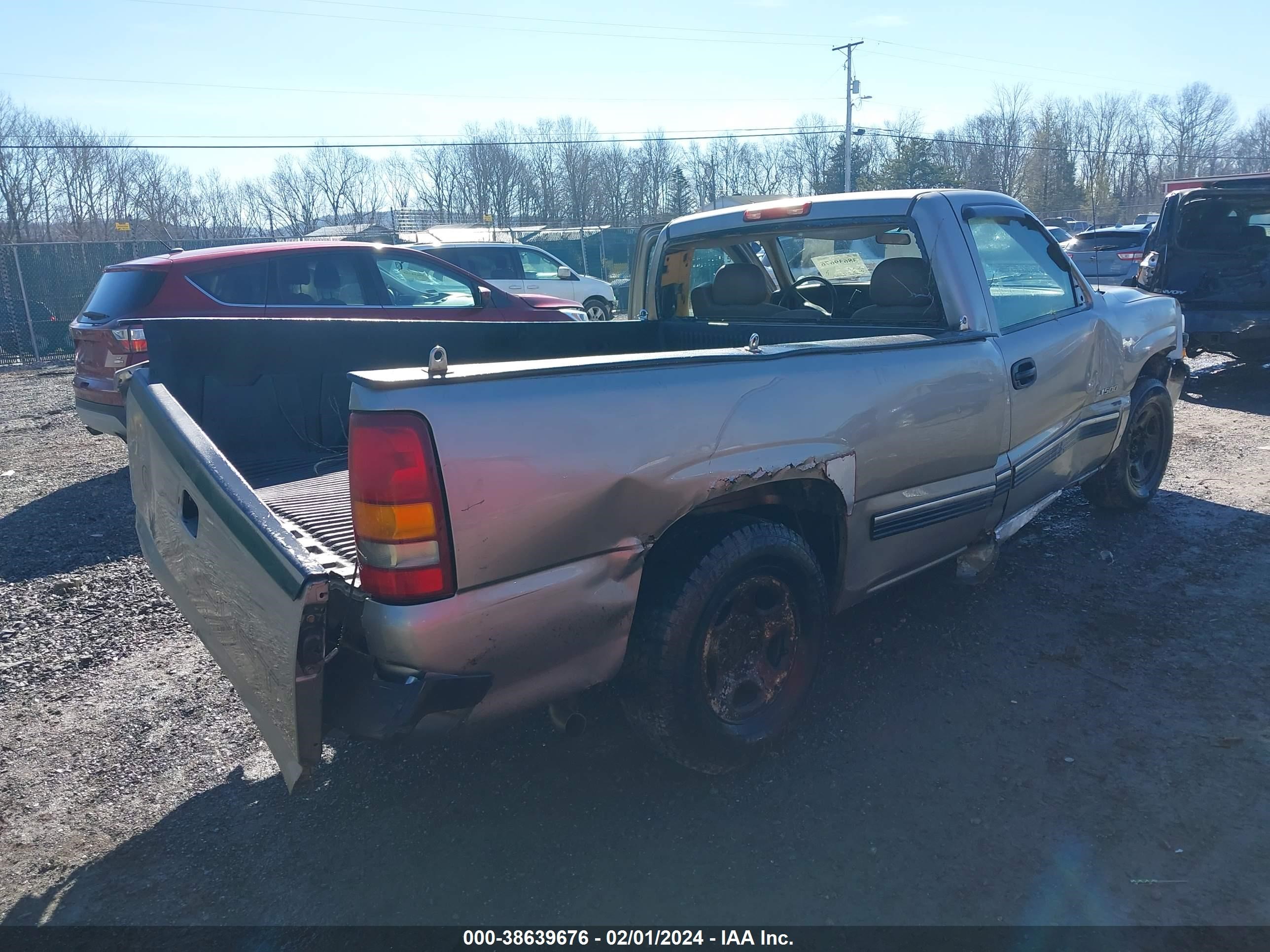 Photo 3 VIN: 1GCEC14W1XE142811 - CHEVROLET SILVERADO 