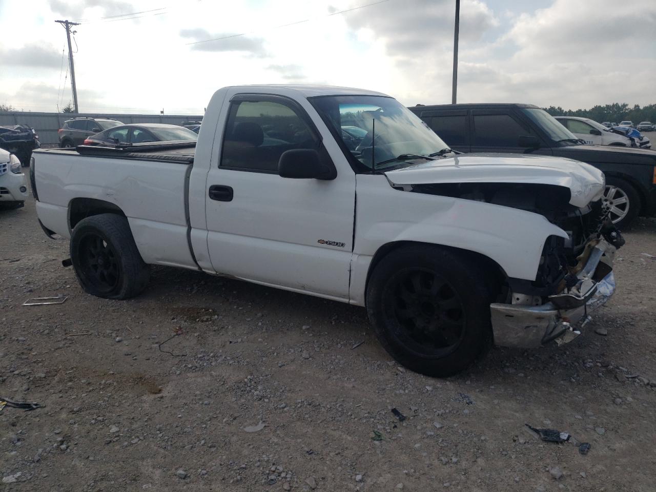 Photo 3 VIN: 1GCEC14W1XZ109252 - CHEVROLET SILVERADO 