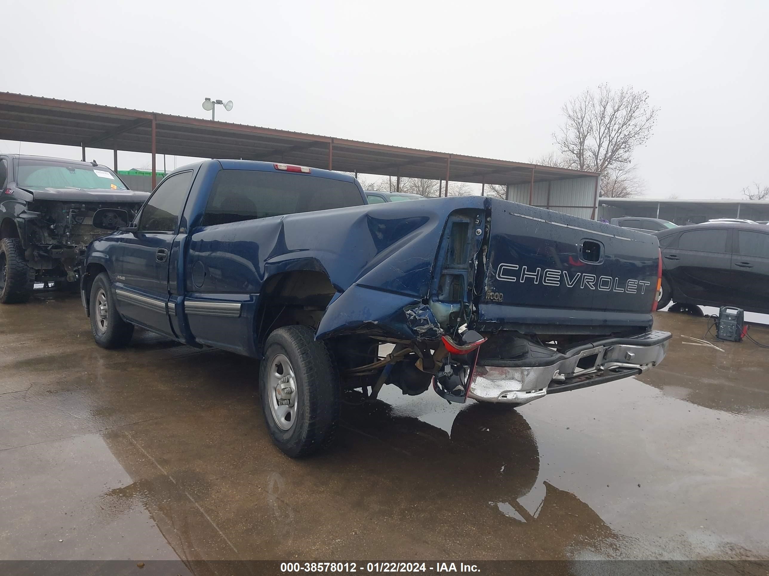 Photo 2 VIN: 1GCEC14W4XE215458 - CHEVROLET SILVERADO 