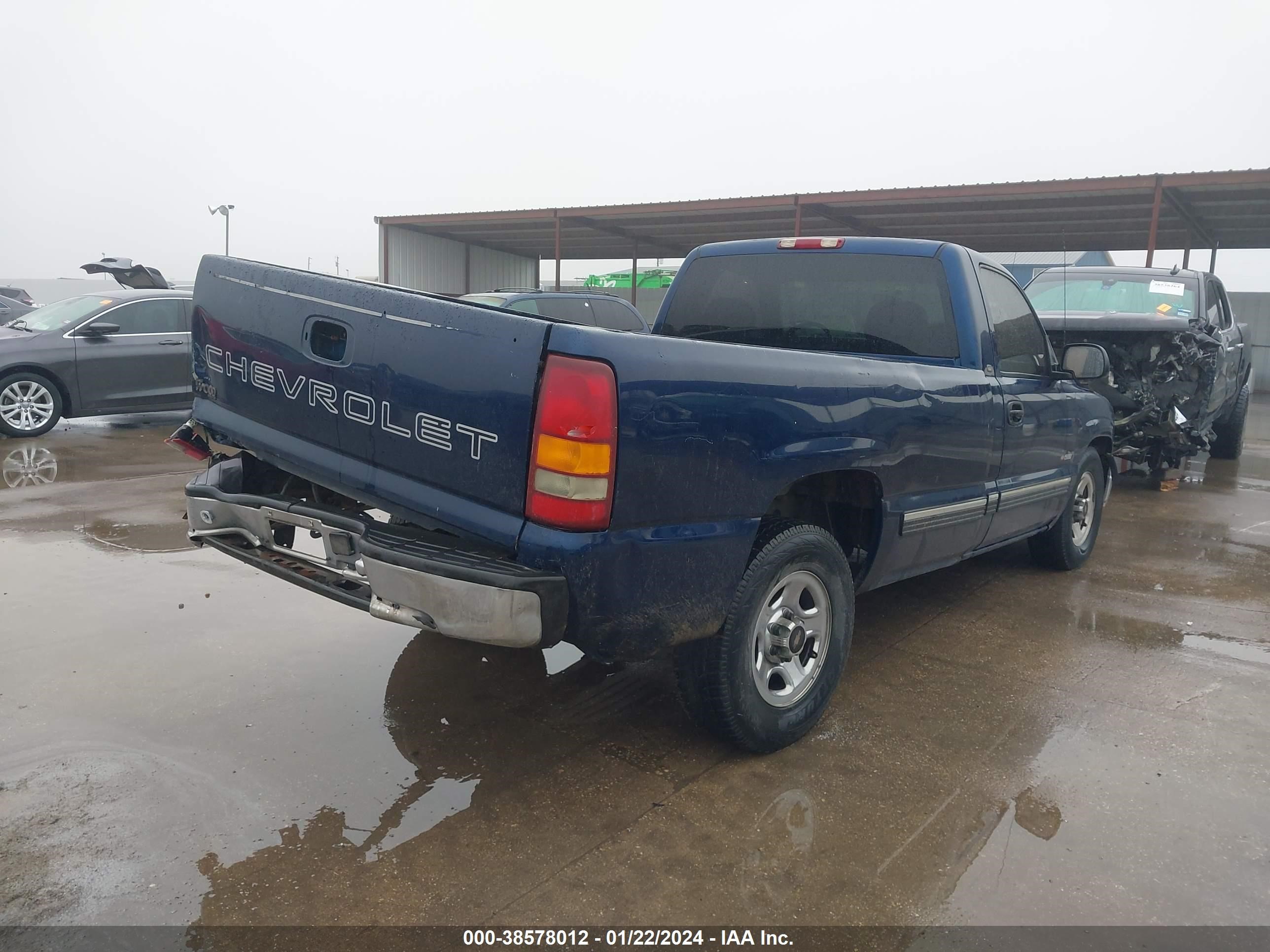 Photo 3 VIN: 1GCEC14W4XE215458 - CHEVROLET SILVERADO 