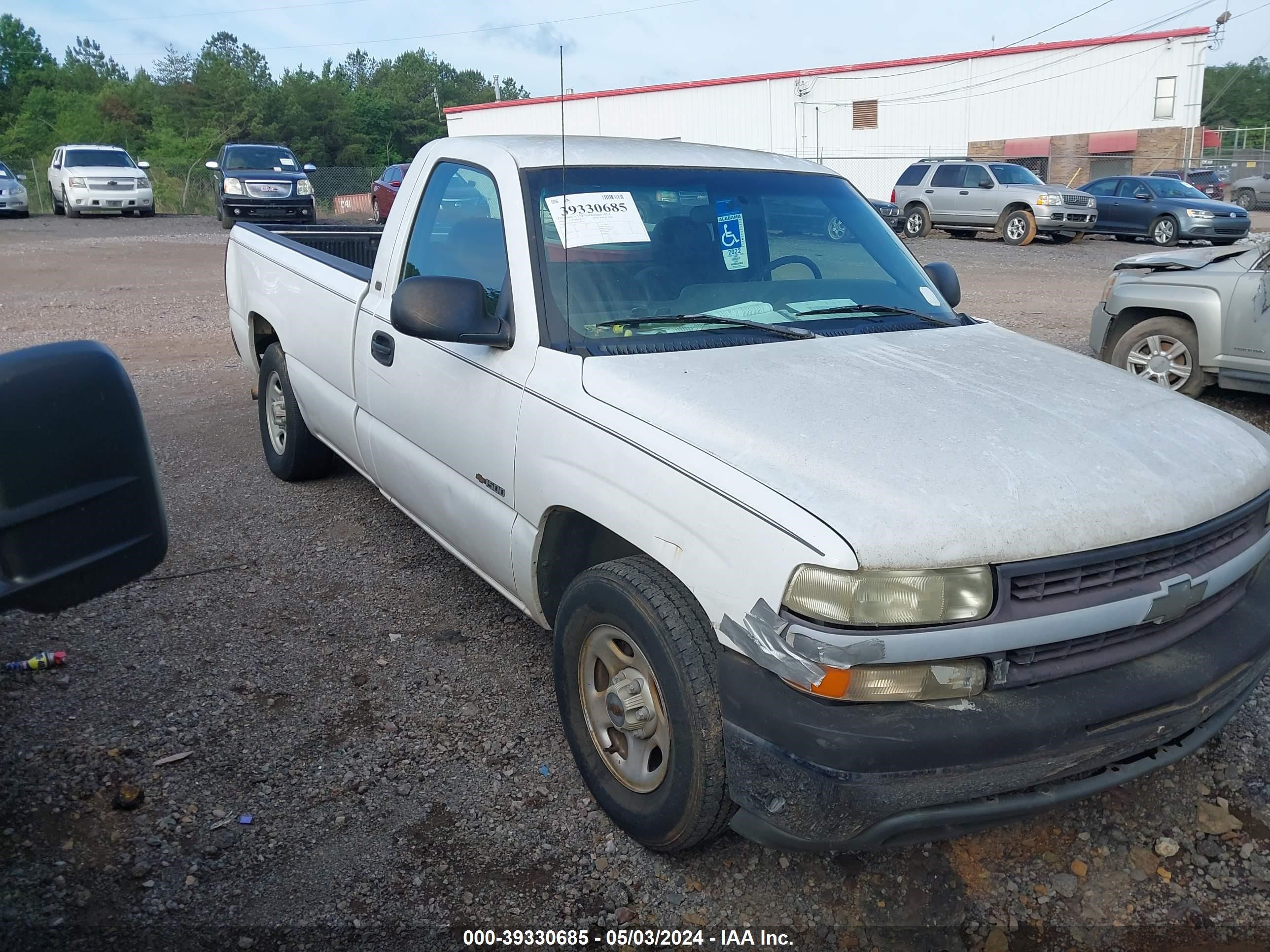 Photo 0 VIN: 1GCEC14W4YE188134 - CHEVROLET SILVERADO 