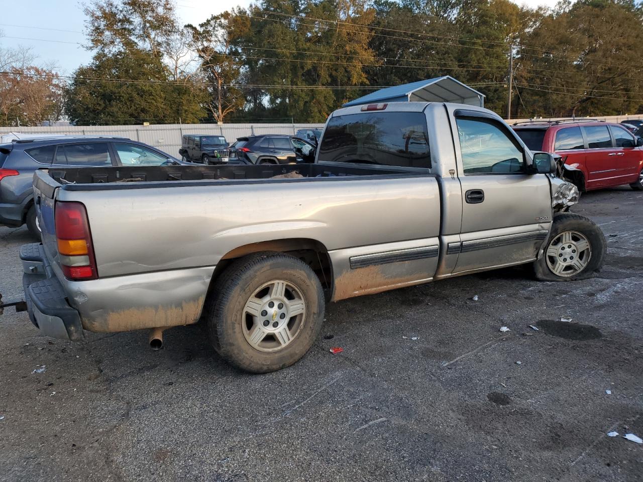 Photo 2 VIN: 1GCEC14W71Z154297 - CHEVROLET SILVERADO 