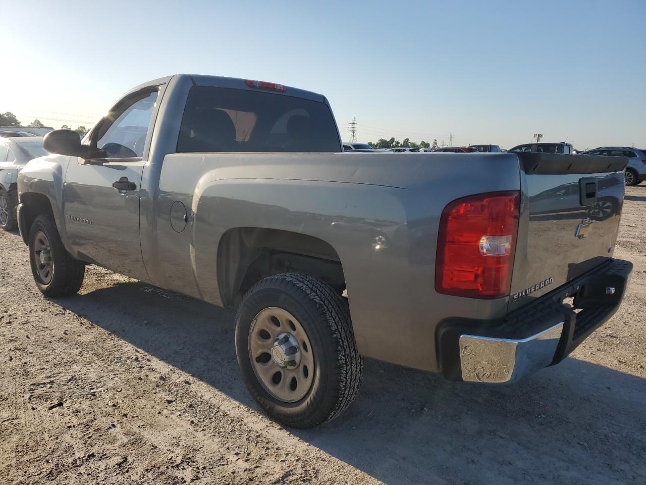 Photo 1 VIN: 1GCEC14X08Z246015 - CHEVROLET SILVERADO 