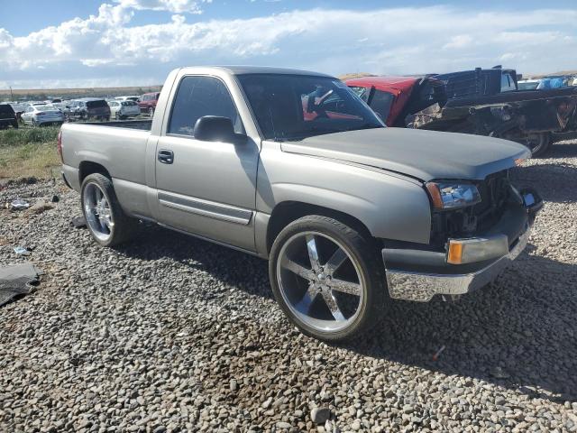 Photo 3 VIN: 1GCEC14X23Z342320 - CHEVROLET SILVERADO 