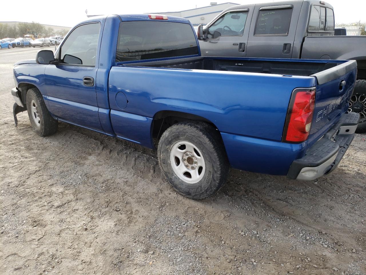 Photo 1 VIN: 1GCEC14X24Z111399 - CHEVROLET SILVERADO 