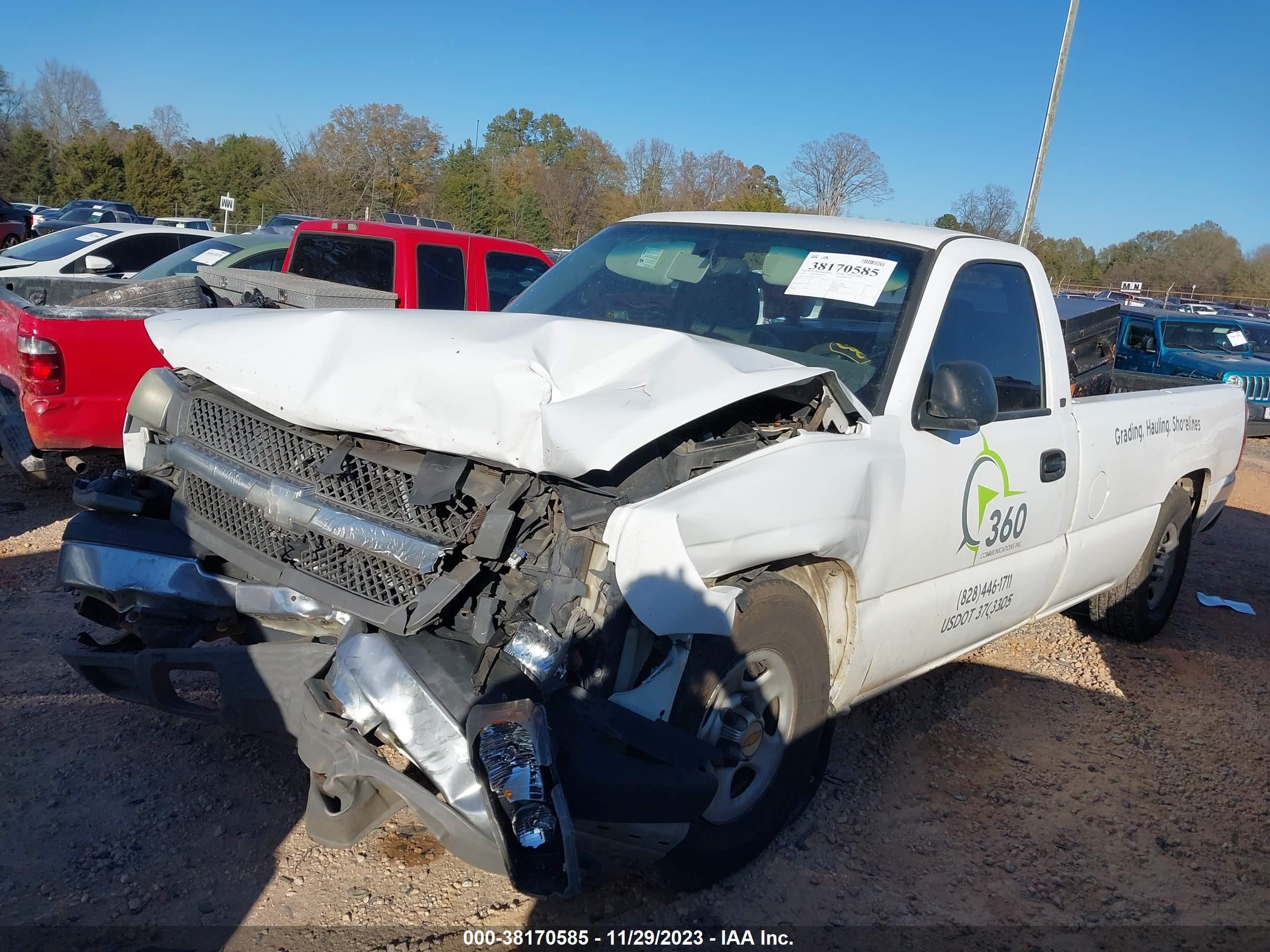 Photo 1 VIN: 1GCEC14X33Z345453 - CHEVROLET SILVERADO 