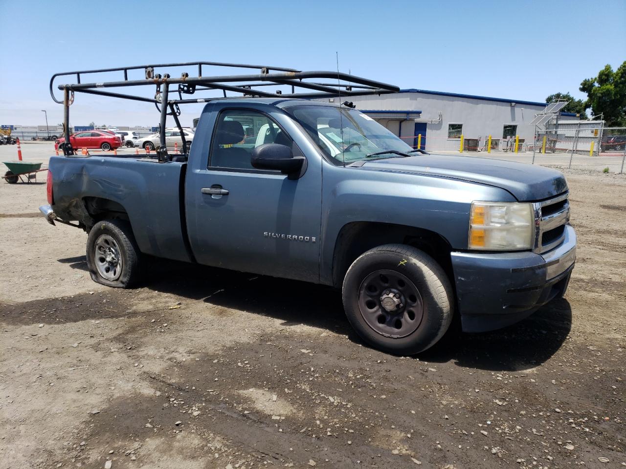 Photo 3 VIN: 1GCEC14X38Z122546 - CHEVROLET SILVERADO 