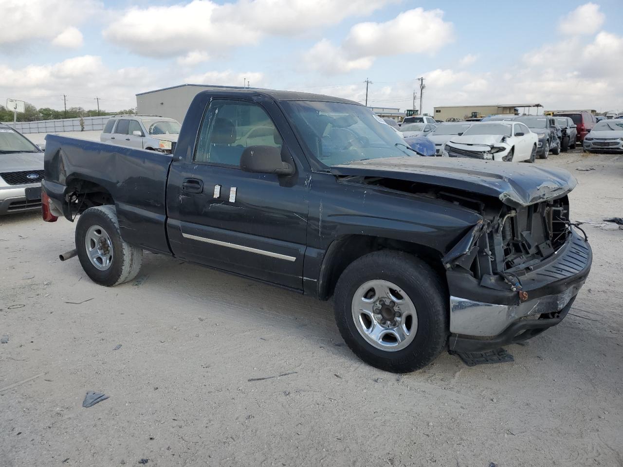 Photo 3 VIN: 1GCEC14X43Z274439 - CHEVROLET SILVERADO 