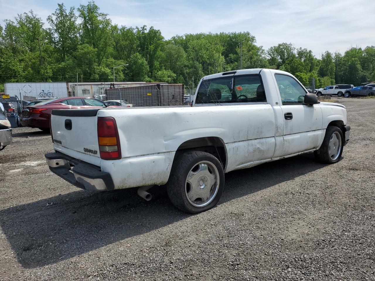 Photo 2 VIN: 1GCEC14X43Z314258 - CHEVROLET SILVERADO 